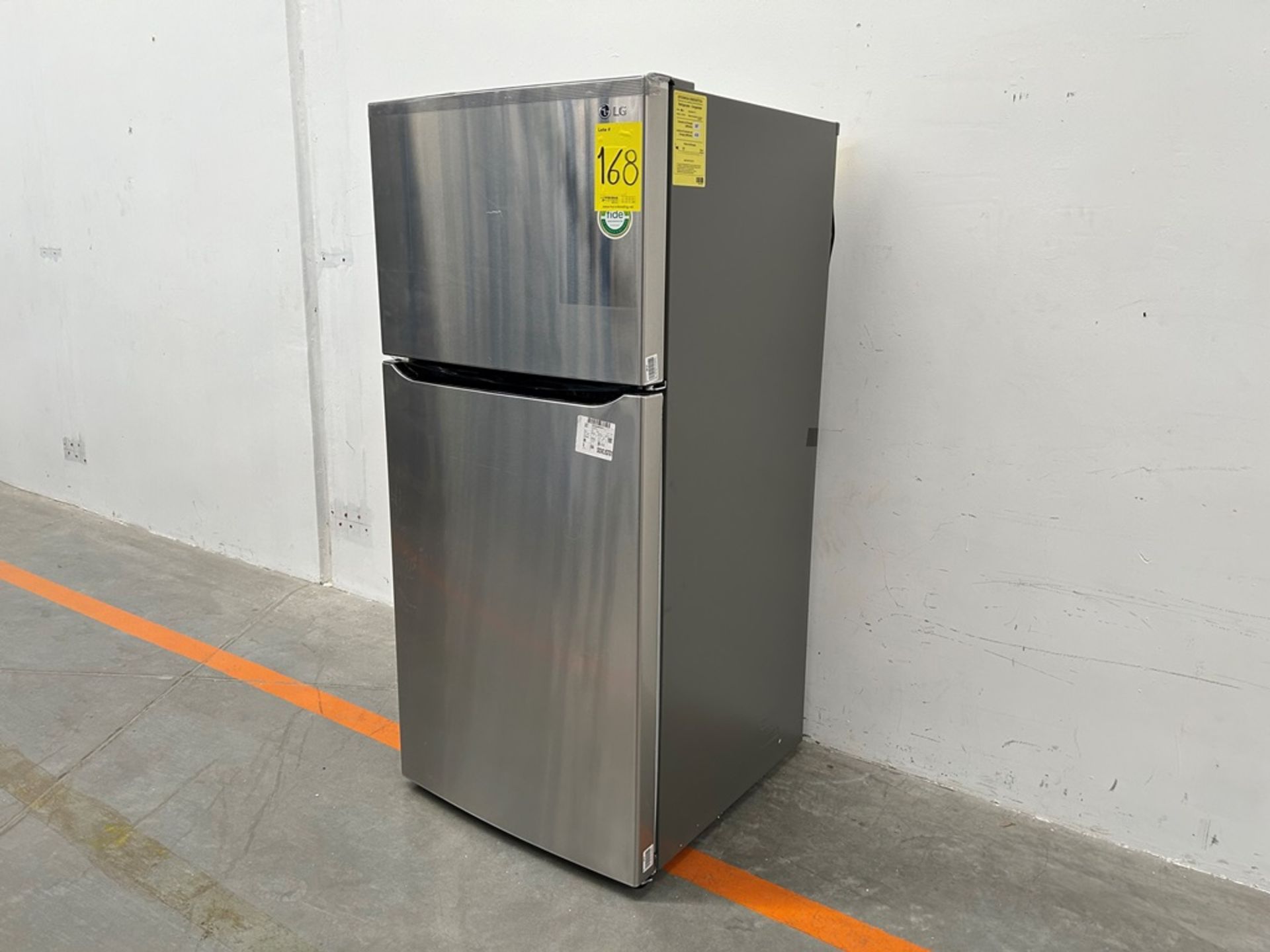 (NUEVO) Refrigerador Marca LG, Modelo LT57BPSX, Serie 29679, Color GRIS - Image 2 of 11