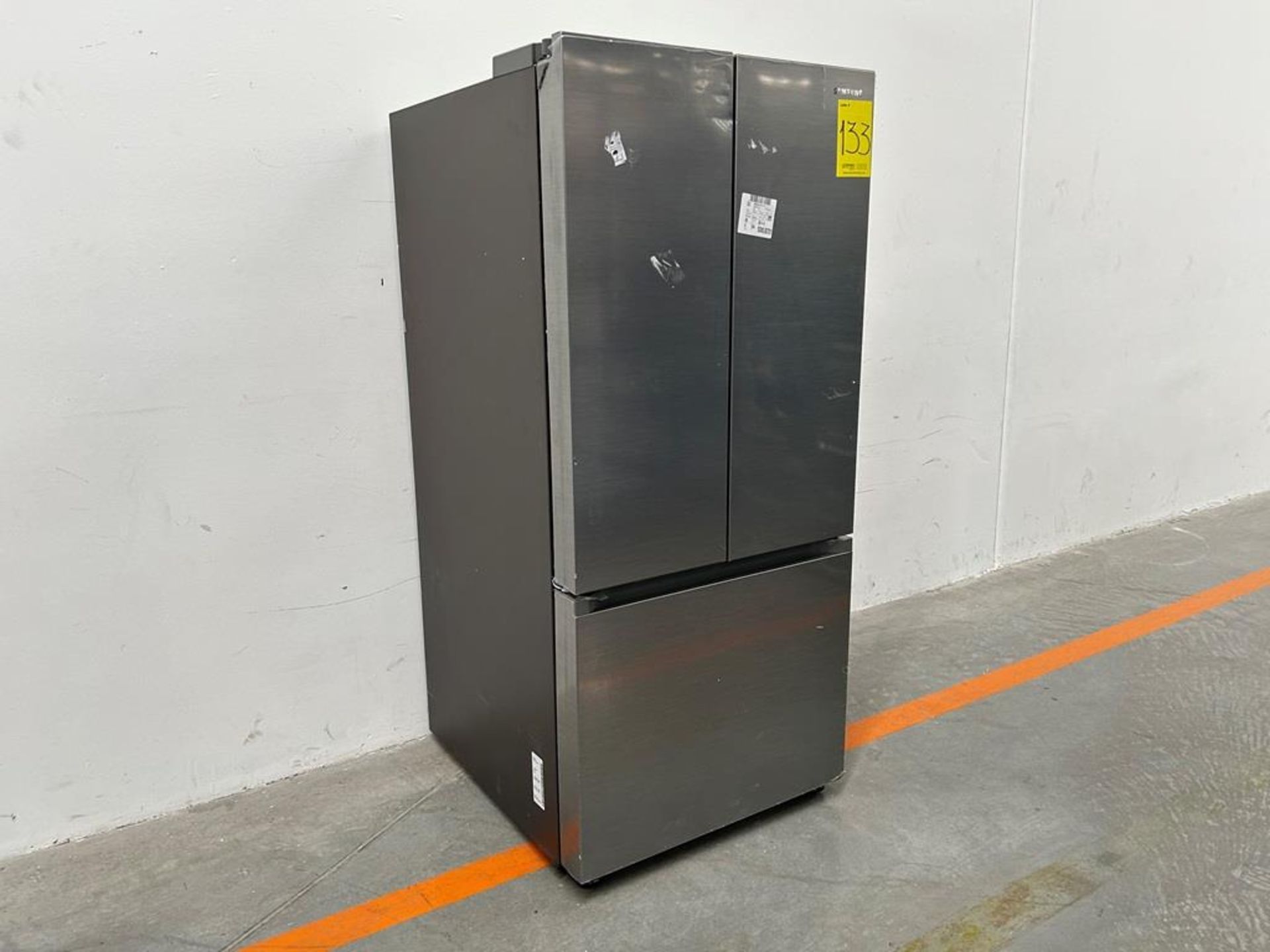(NUEVO) Refrigerador Marca SAMSUNG, Modelo RF22A4010S9, Serie 400509W, Color GRIS (golpe ligero fro - Image 2 of 12