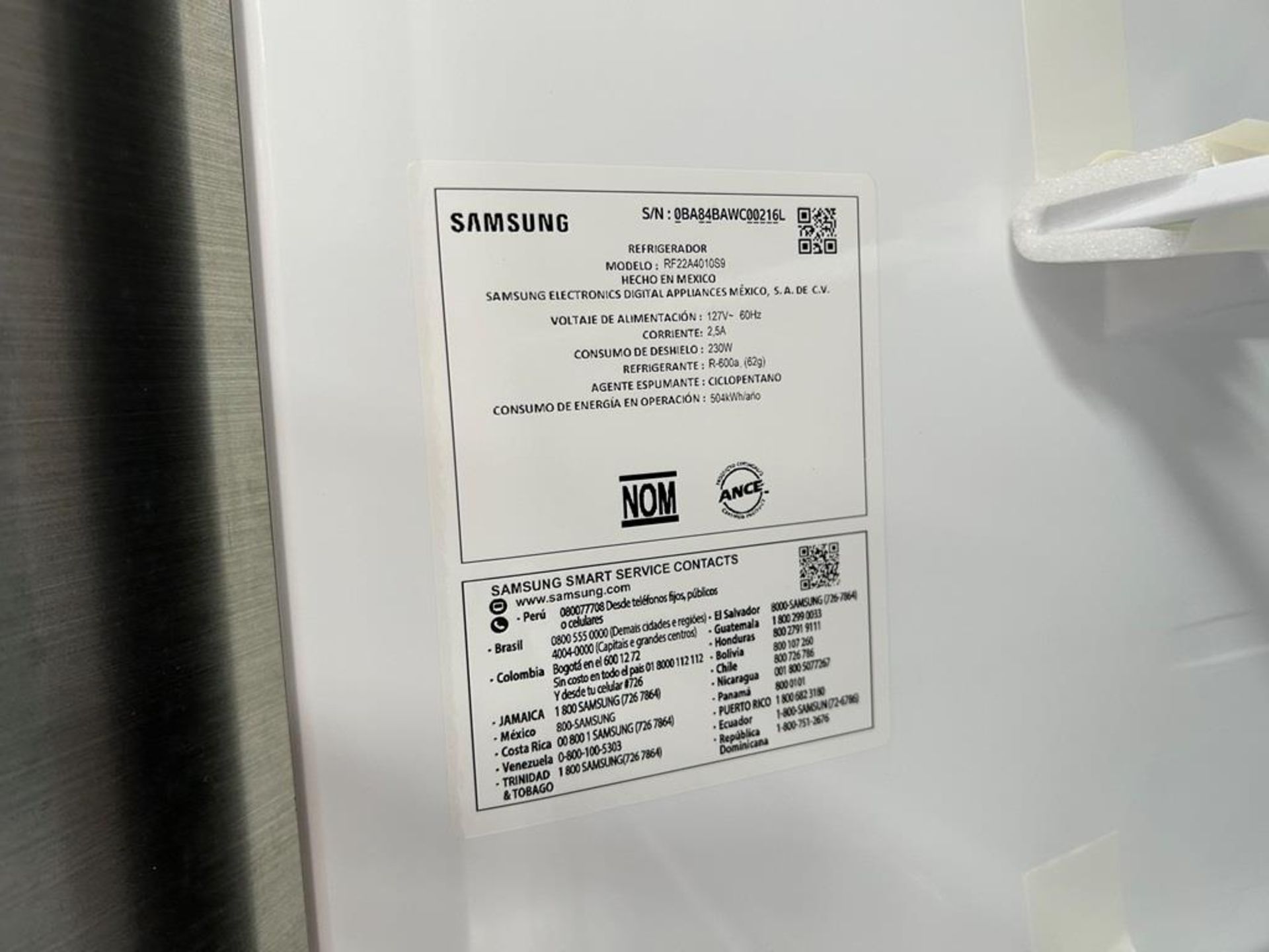 (NUEVO) Refrigerador Marca SAMSUNG, Modelo RF22A4010S9, Serie 00216L, Color GRIS - Image 9 of 11