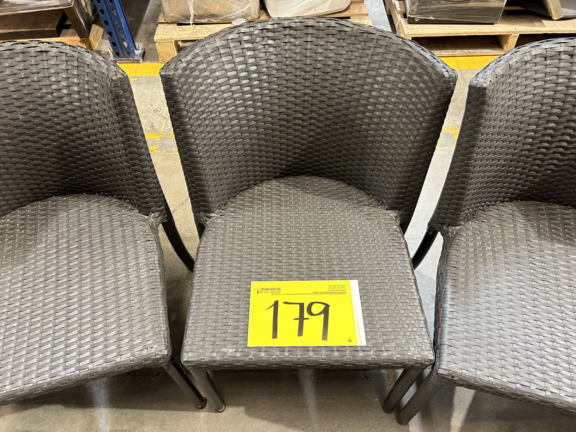 5 sillas de ratán respaldo curvo para exterior Color Café Medidas 55 cm x 62 cm x 74 cm (Equipo Usa - Bild 4 aus 5