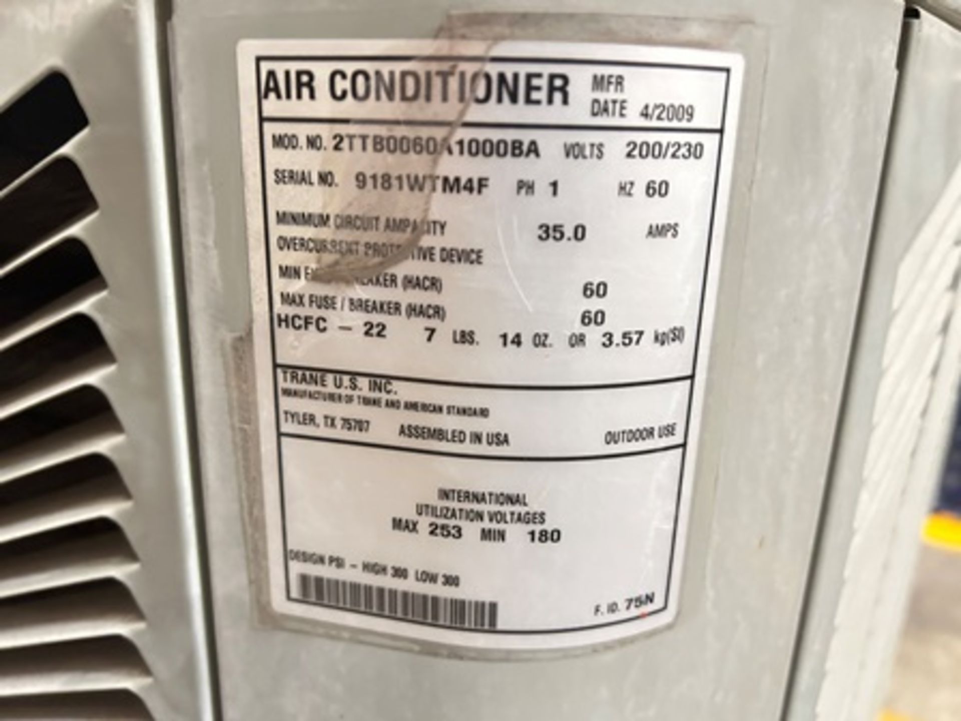 1 Condensador Marca TRANE, Modelo 2TTB0060A1000BA, Serie 9181WTM4F, Color Gris, 200-230 v, 60 Hz (E - Image 5 of 6
