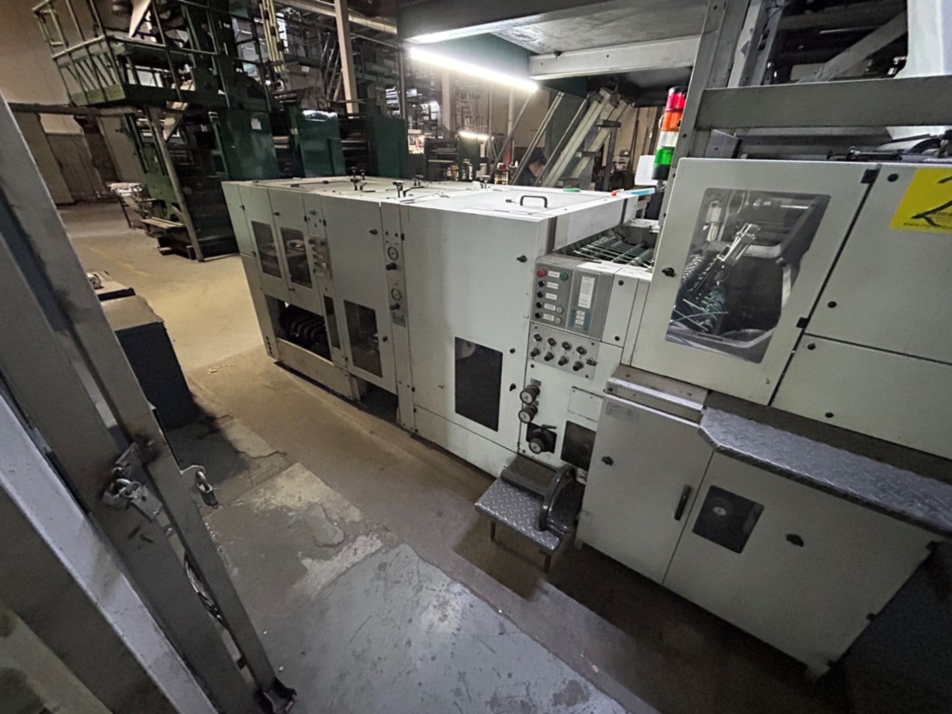 MAN ROLAND rotary printing machine, Model CROMOMAN 45, Serial No. 11163, Year 1999, 400V, Composed - Image 5 of 36