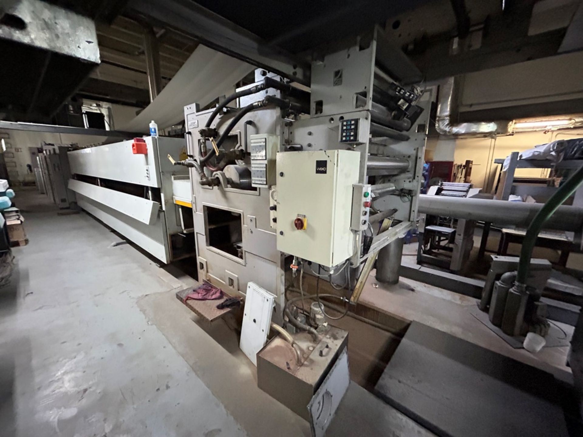 Máquina de impresión rotativa Marca MAN ROLAND, Modelo CROMOMAN 45, No de serie 11163, Año 1999, 40 - Image 33 of 36