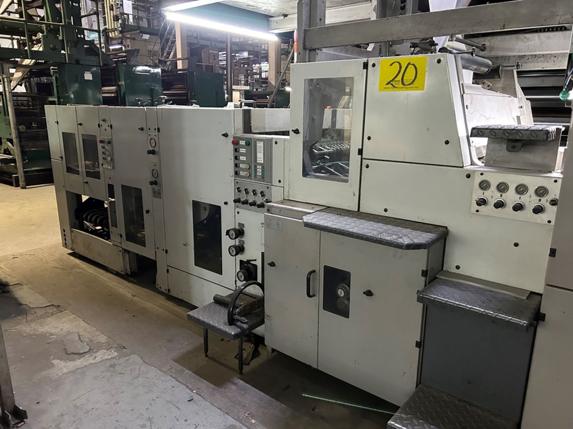 MAN ROLAND rotary printing machine, Model CROMOMAN 45, Serial No. 11163, Year 1999, 400V, Composed - Image 2 of 36