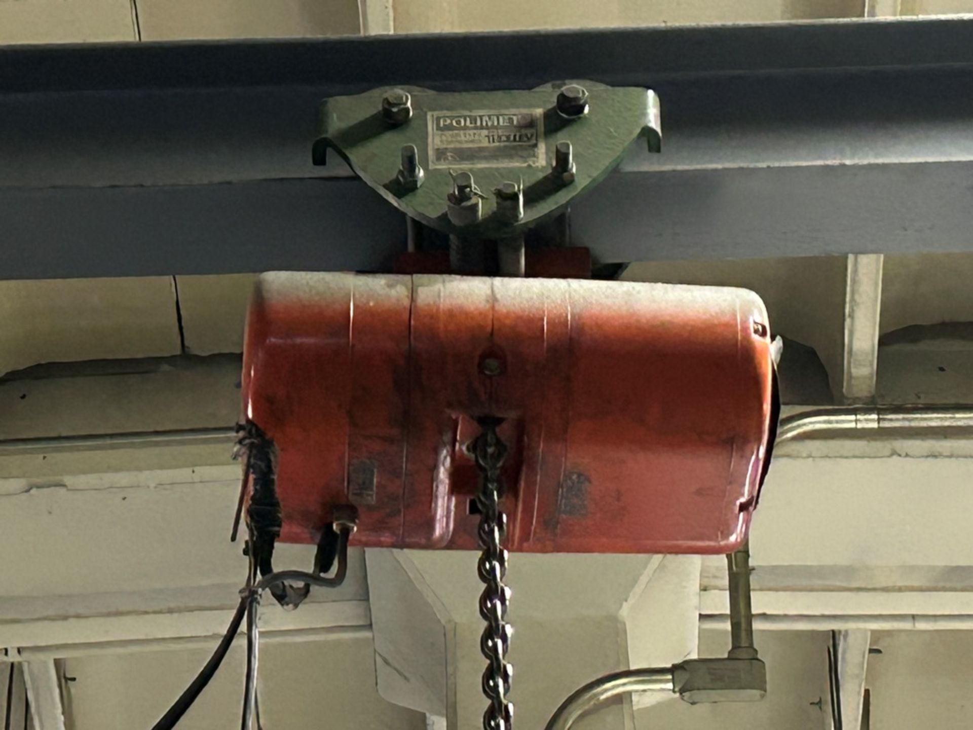 CM LODESTAR hoist, maximum load capacity 1 ton, 220V, not include support beam, please inspect. / P - Image 3 of 5