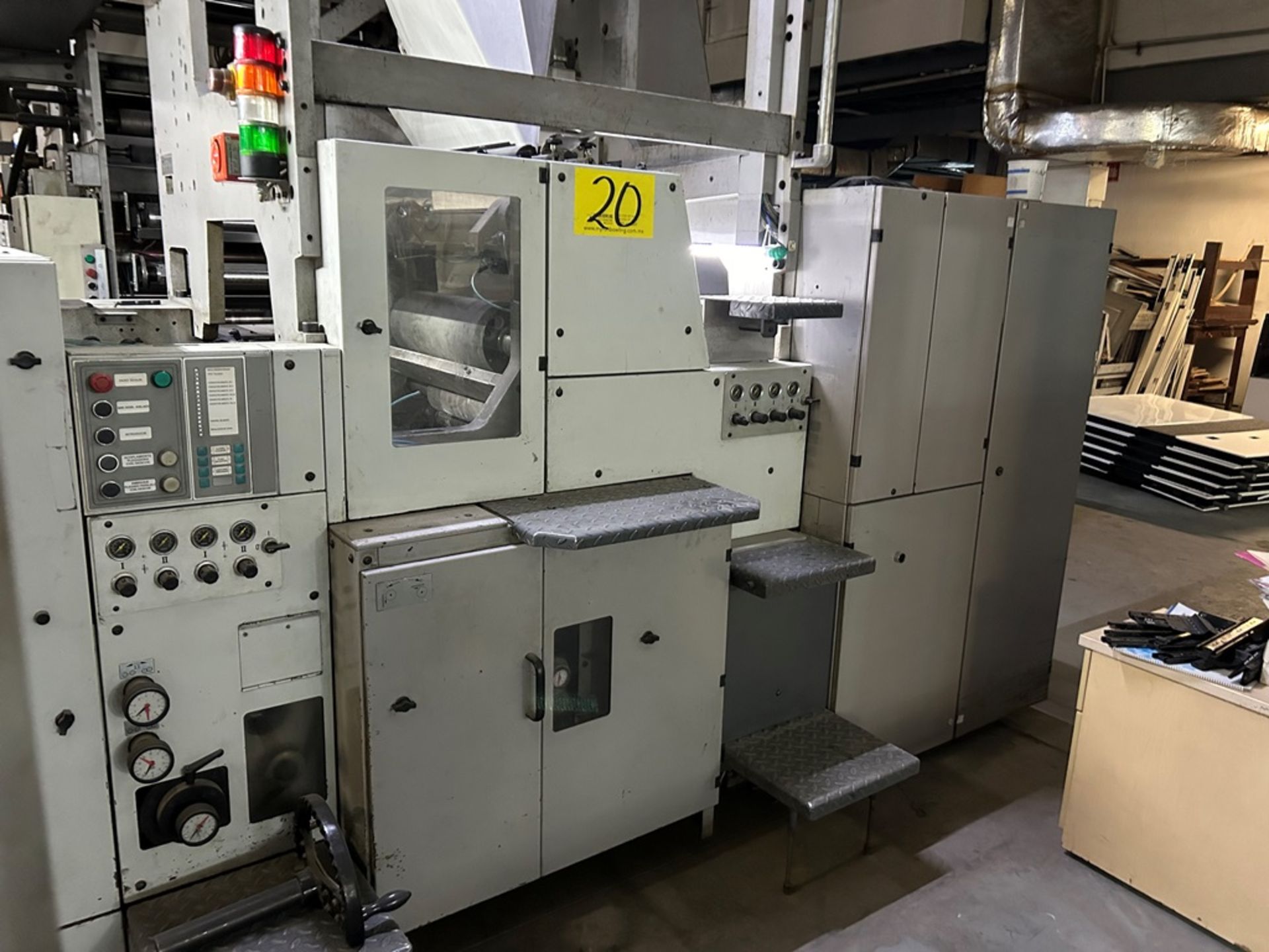 MAN ROLAND rotary printing machine, Model CROMOMAN 45, Serial No. 11163, Year 1999, 400V, Composed - Image 3 of 36