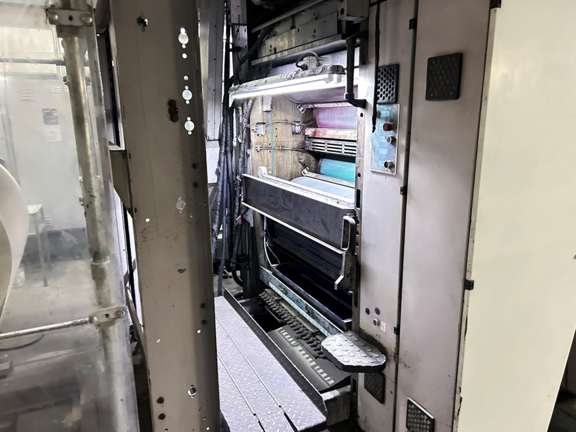 Máquina de impresión rotativa Marca MAN ROLAND, Modelo UNISET 60, No de serie 11191, Año 2000, 400V - Image 34 of 37