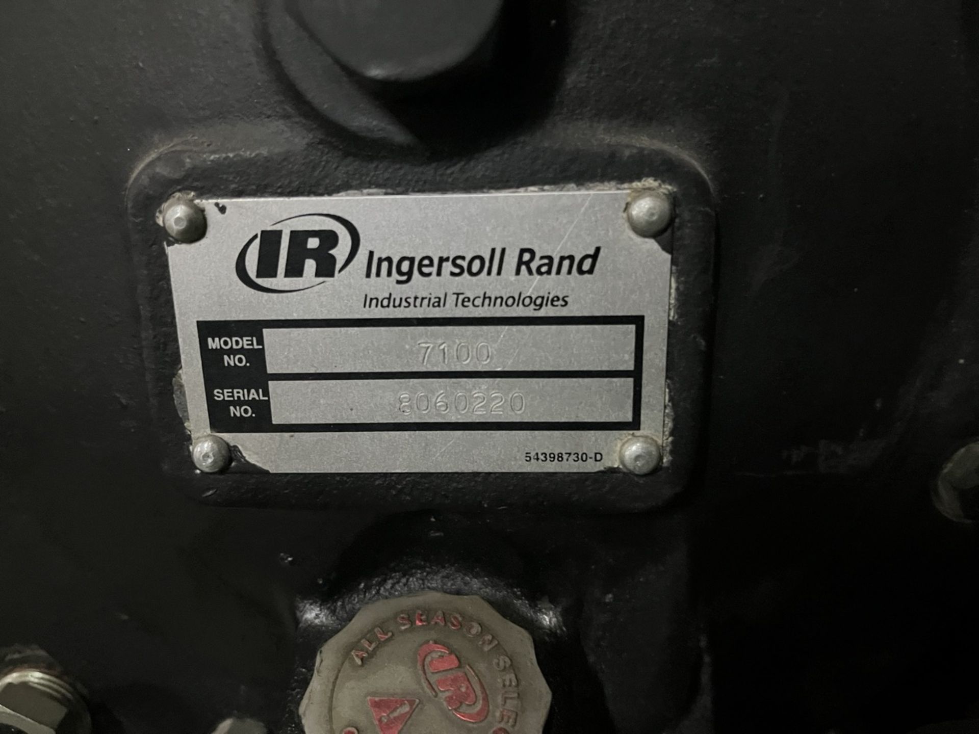 INGERSOLL RAND Air Compressor, Model 7100E15V, Serial No. 811240099, Year 2005, 230/460V, Ingersoll - Image 11 of 13