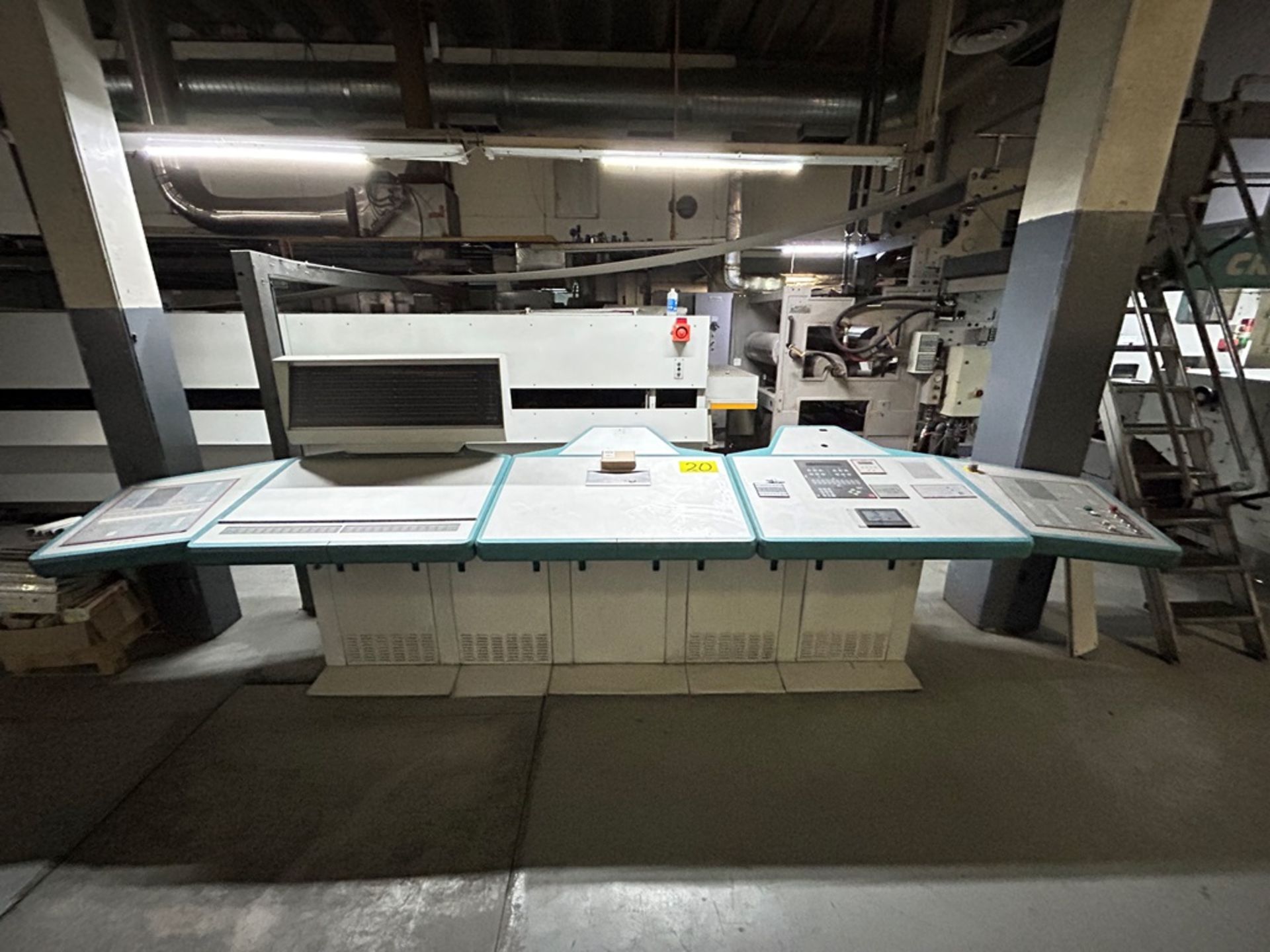 MAN ROLAND rotary printing machine, Model CROMOMAN 45, Serial No. 11163, Year 1999, 400V, Composed - Image 15 of 36