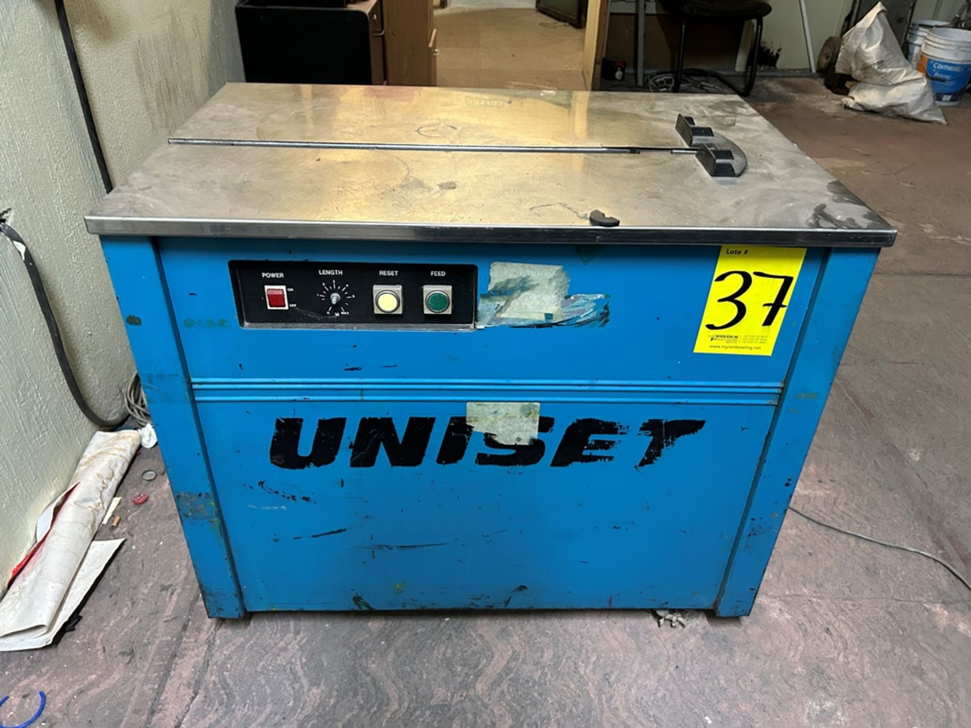 UNISET Strapping machine (plastic strap) , Model ND, Serial No ND, Year ND, 110V, Max. capacity 50