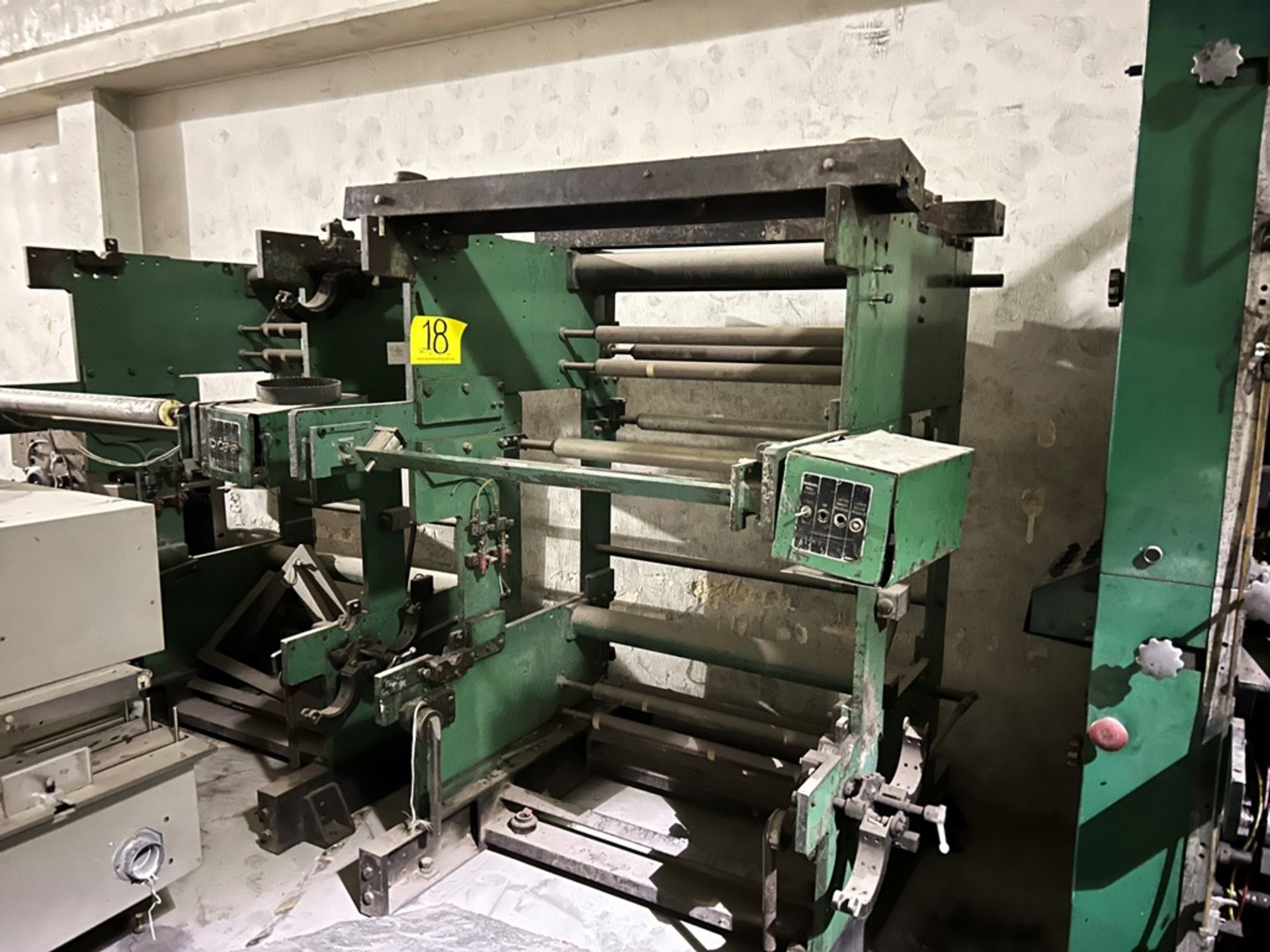 NEWS KING rotary printing machine, Model KING PRESS KJ8, Serial No. P2680-1.F21C2-9-89 CM-1000, Yea - Image 10 of 14