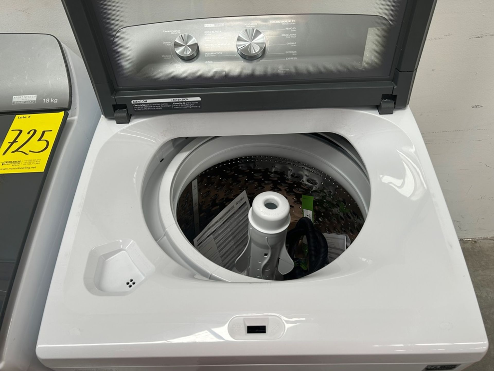 Lote de 2 lavadoras contiene: 1 Lavadora de 18 KG, Marca WHIRPOOL, Modelo 8MWTW1812WPM0, Serie 7433 - Image 7 of 10