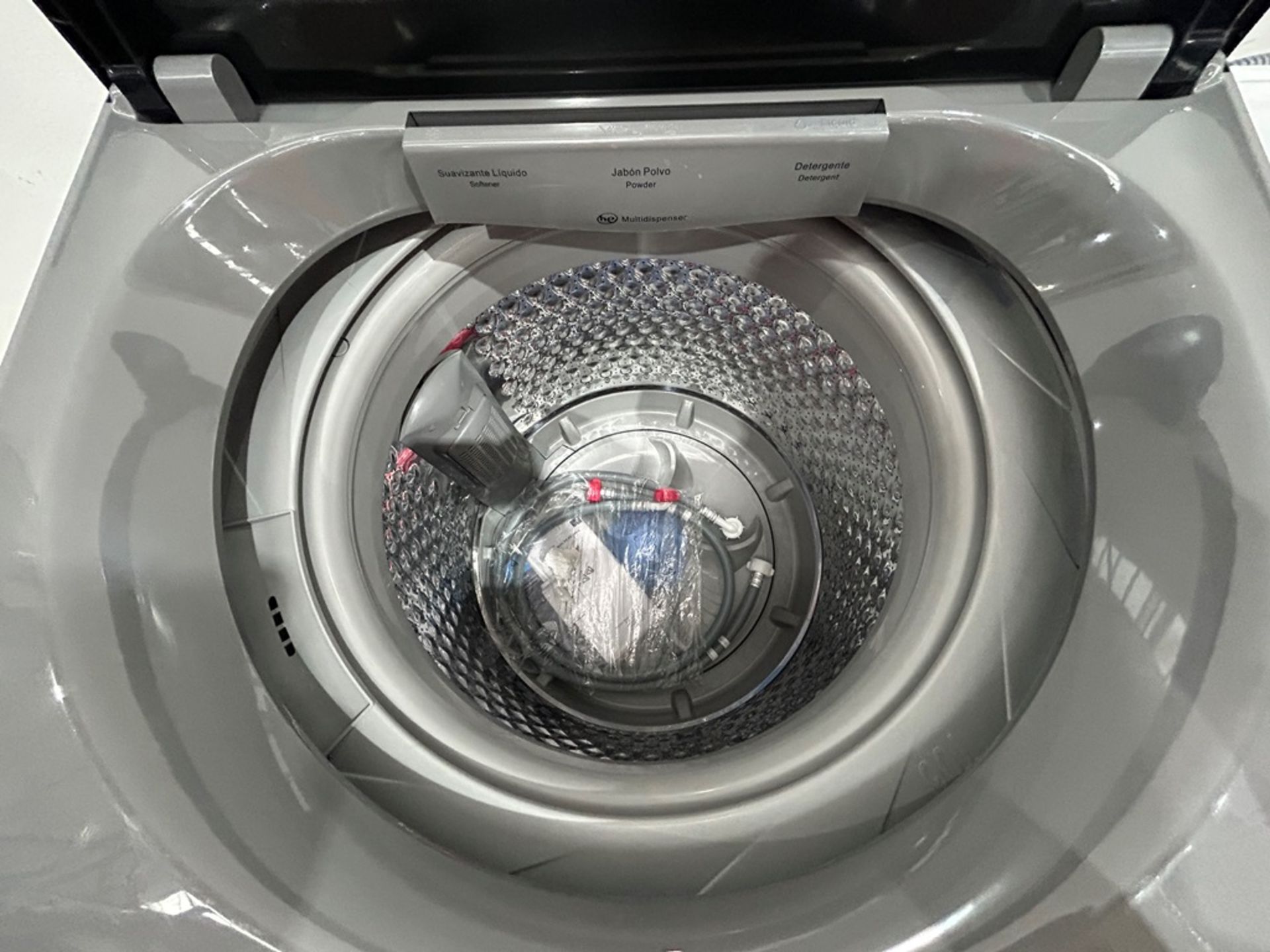 Lote de 2 lavadoras contiene: 1 Lavadora de 17 KG, Marca MIDEA, Modelo M1920901, Serie D00534, Colo - Image 4 of 10