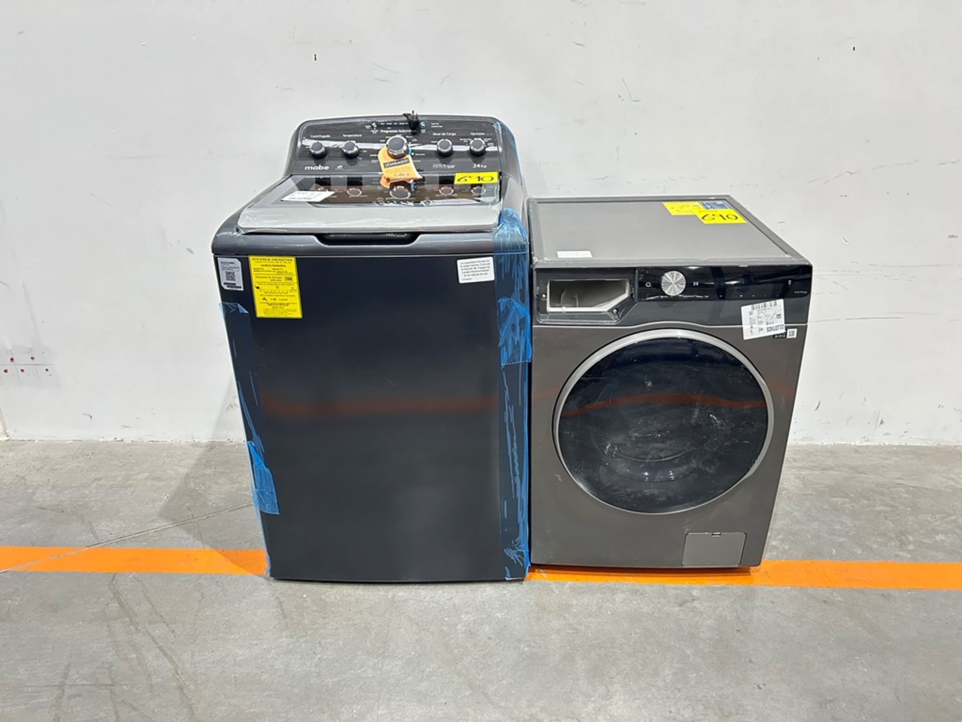Lote de 2 lavadoras contiene: 1 Lavadora de 24 KG Marca MABE, Modelo LMA742115WDAB10, Serie S15124,