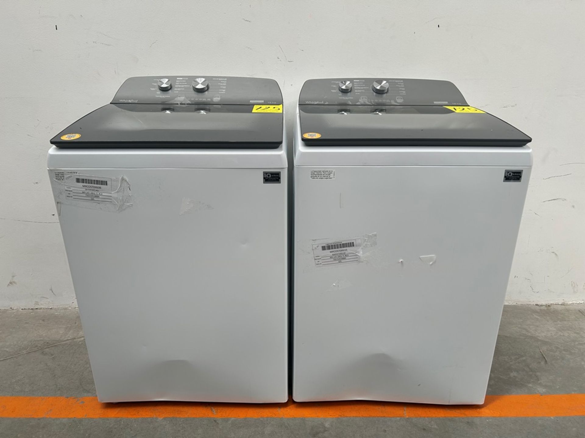 Lote de 2 lavadoras contiene: 1 Lavadora de 18 KG, Marca WHIRPOOL, Modelo 8MWTW1812WPM0, Serie 7433