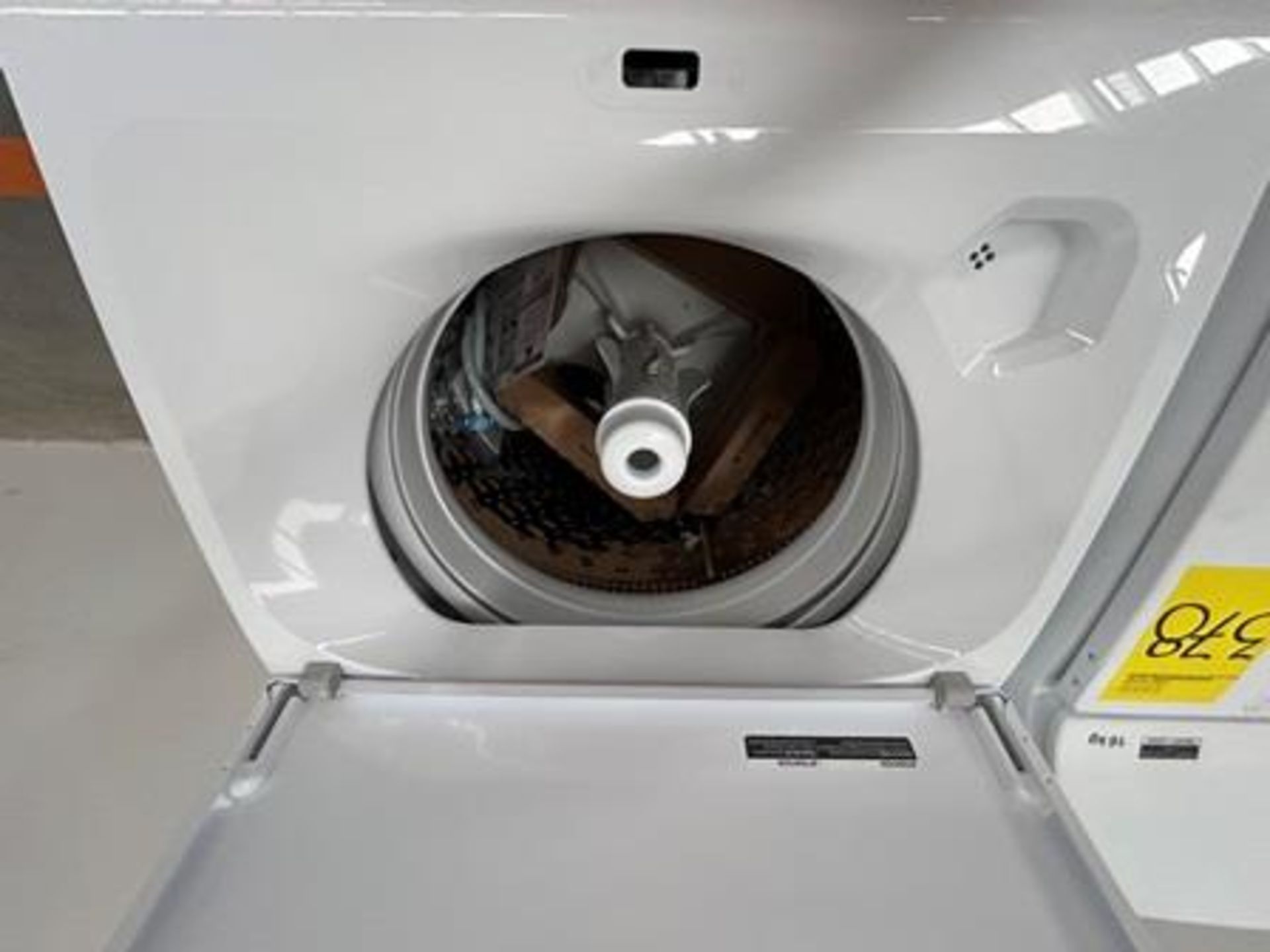 Lote de 2 lavadoras contiene: 1 Lavadora de 16 KG Marca WHIRPOOL, Modelo 8MWTW1612MJQ1, Serie 96973 - Image 4 of 11