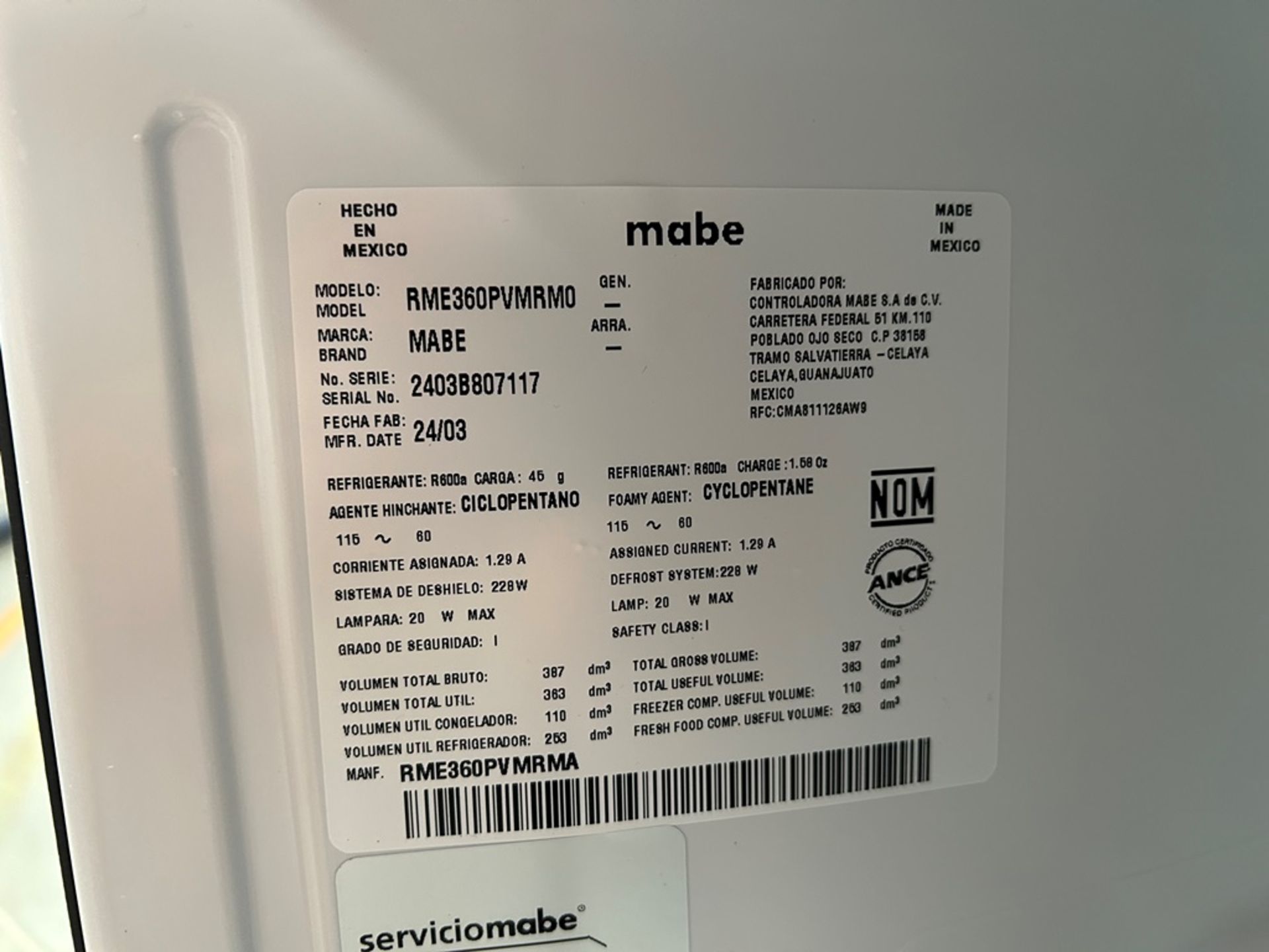 Lote de 2 refrigeradores contiene: 1 refrigerador Marca MABE, Modelo RME360PVMRM, Serie 01988, Colo - Image 9 of 18