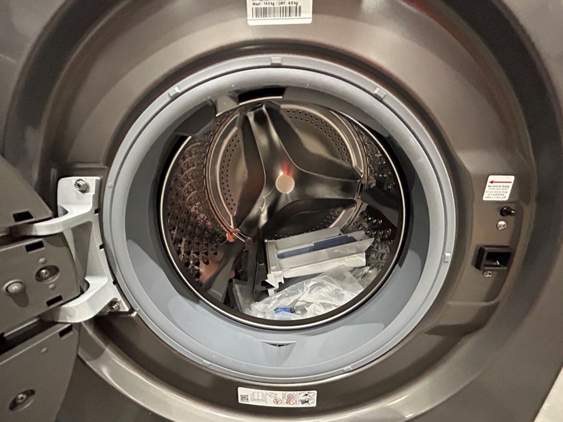 Lote de 2 lavadoras contiene: 1 Lavadora de 24 KG Marca MABE, Modelo LMA742115WDAB10, Serie S15124, - Image 5 of 10