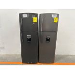 Lote de 2 refrigeradores contiene: 1 refrigerador con dispensador de agua Marca MABE, Modelo RMA300