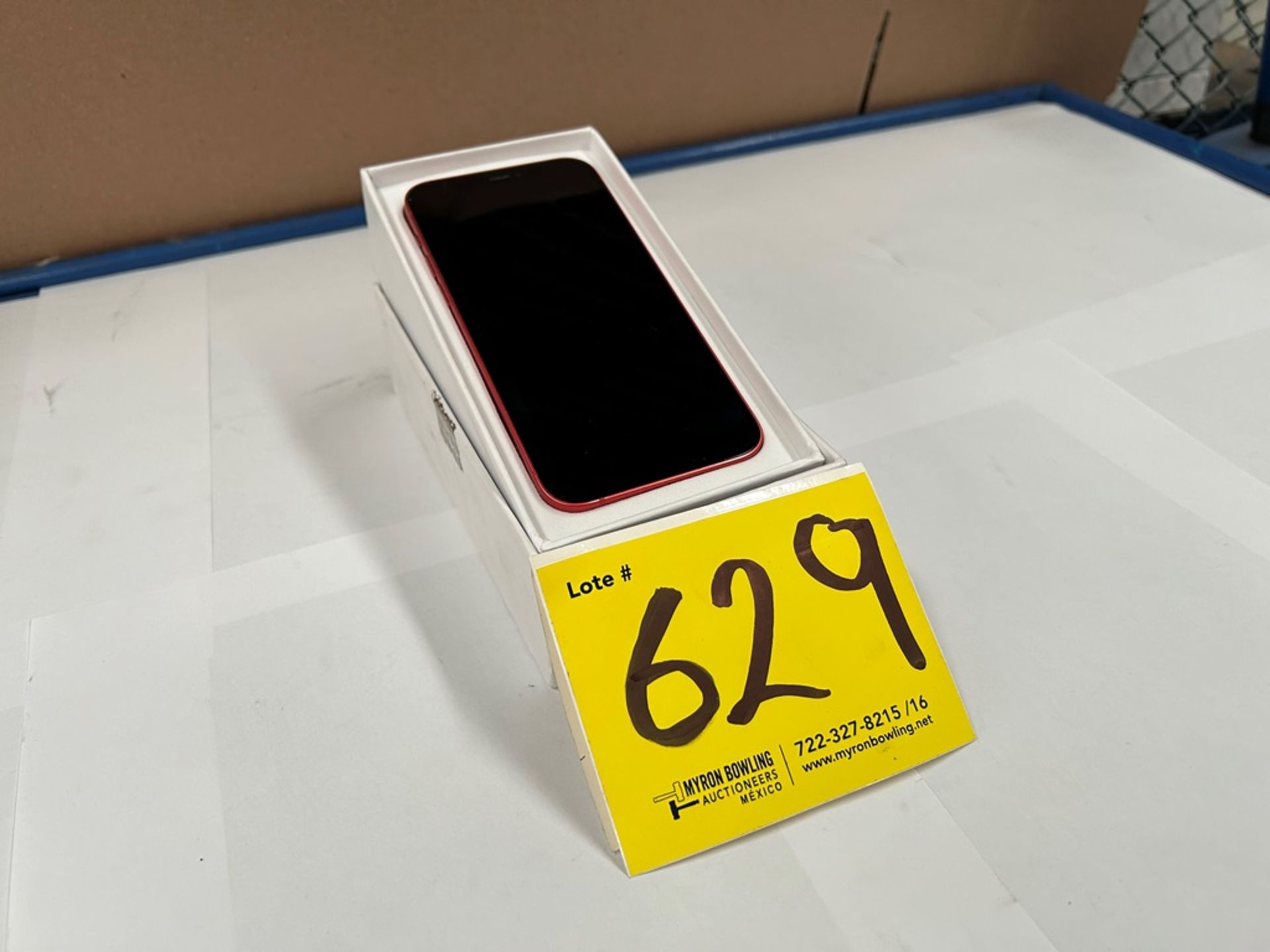 Celular Marca APPLE, Modelo iPhone 12, de 64 GB, Color ROJO (IMEI350197043544402) (Equipo de devolu - Image 3 of 8