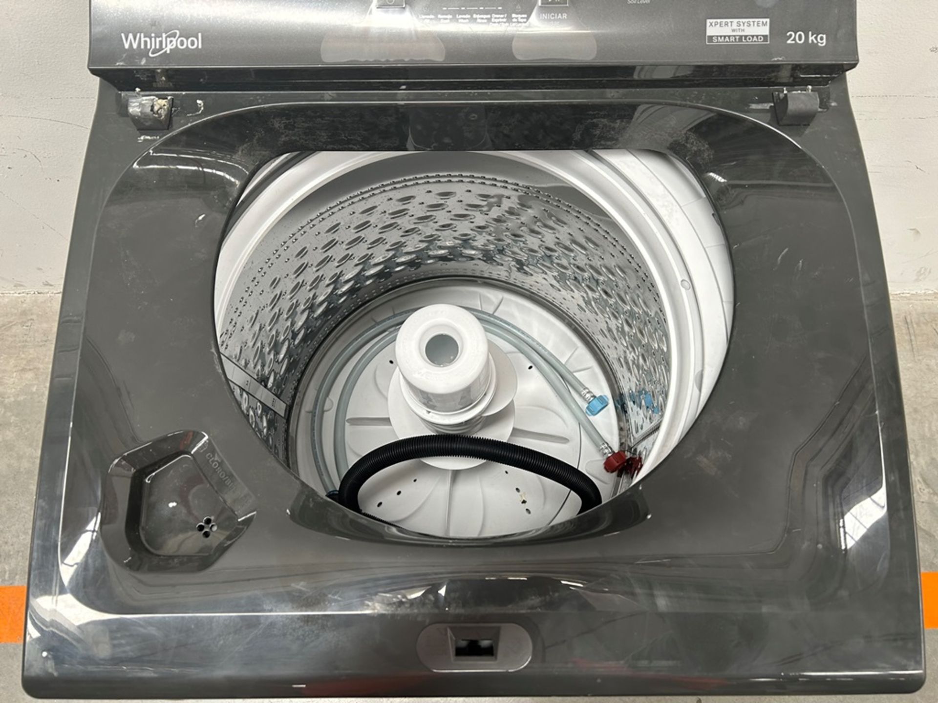 Lote de 2 lavadoras contiene: 1 Lavadora de 20 KG Marca WHIRLPOOL, Modelo 8MWTW2024WLG0, Serie 1043 - Image 8 of 13
