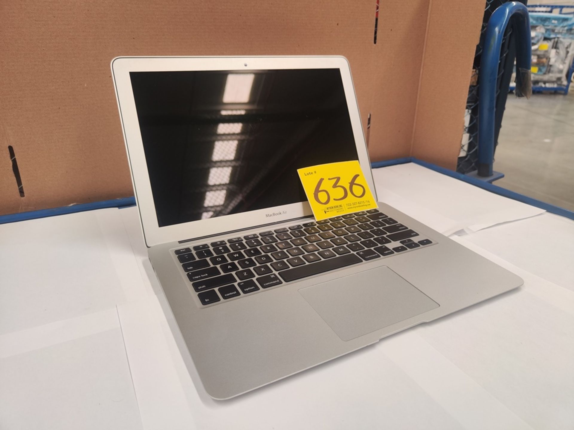 MacBook Air de 13", con capacidad de 128 GB, Serie C1MVW3SHJ1WK, Color GRIS (Equipo de devolución) - Bild 3 aus 7