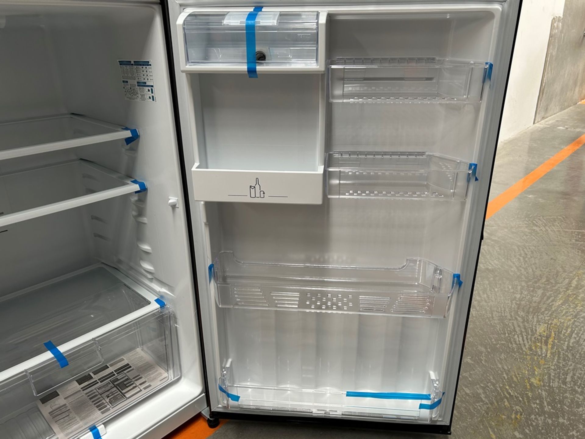 Refrigerador con dispensador de agua Marca MABE, Modelo RMS510IAMRP, Serie 04121, Color NEGRO (Favo - Image 8 of 11