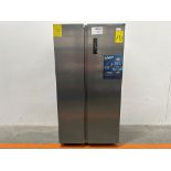 Refrigerador Marca OSTER Modelo OSSBSMV20SSEVI, Serie 030121, Color GRIS (Favor de inspeccionar)