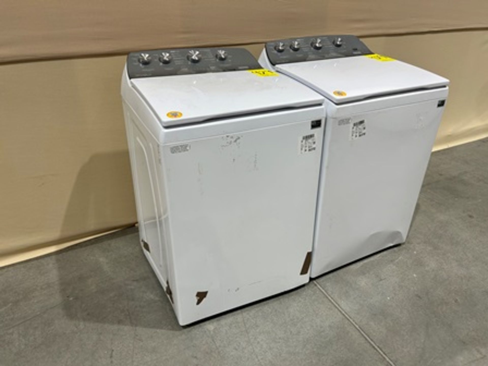 Lote de 2 lavadoras contiene: 1 Lavadora de 22 KG Marca WHIRPOOL, Modelo 8MWTW2224MPM0, Serie 44328 - Image 2 of 9