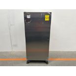 Refrigerador con dispensador de agua Marca WHIRLPOOL, Modelo WSZ57L18DM07, Serie 405123, Color GRIS