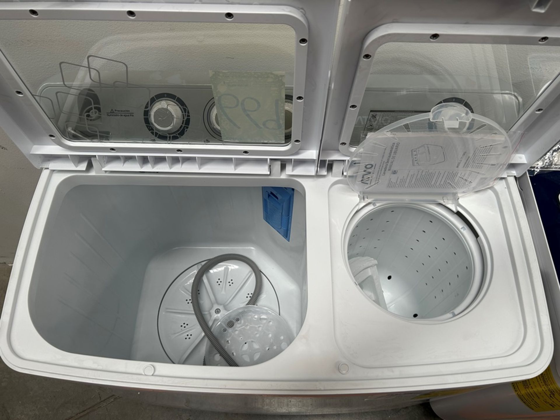 Lote de 2 lavadoras contiene: 1 Lavadora de 20 KG, Marca DACE, Modelo LS2002C, Serie 9669, Color BL - Image 4 of 8