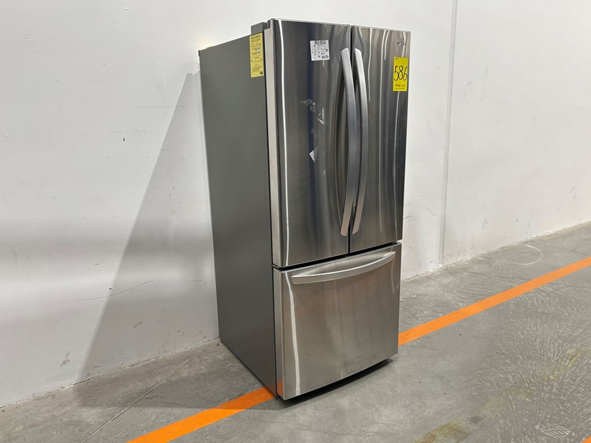 Refrigerador Marca LG, Modelo GF22BGSK, Serie 49652, Color GRIS (Favor de inspeccionar) - Image 3 of 11