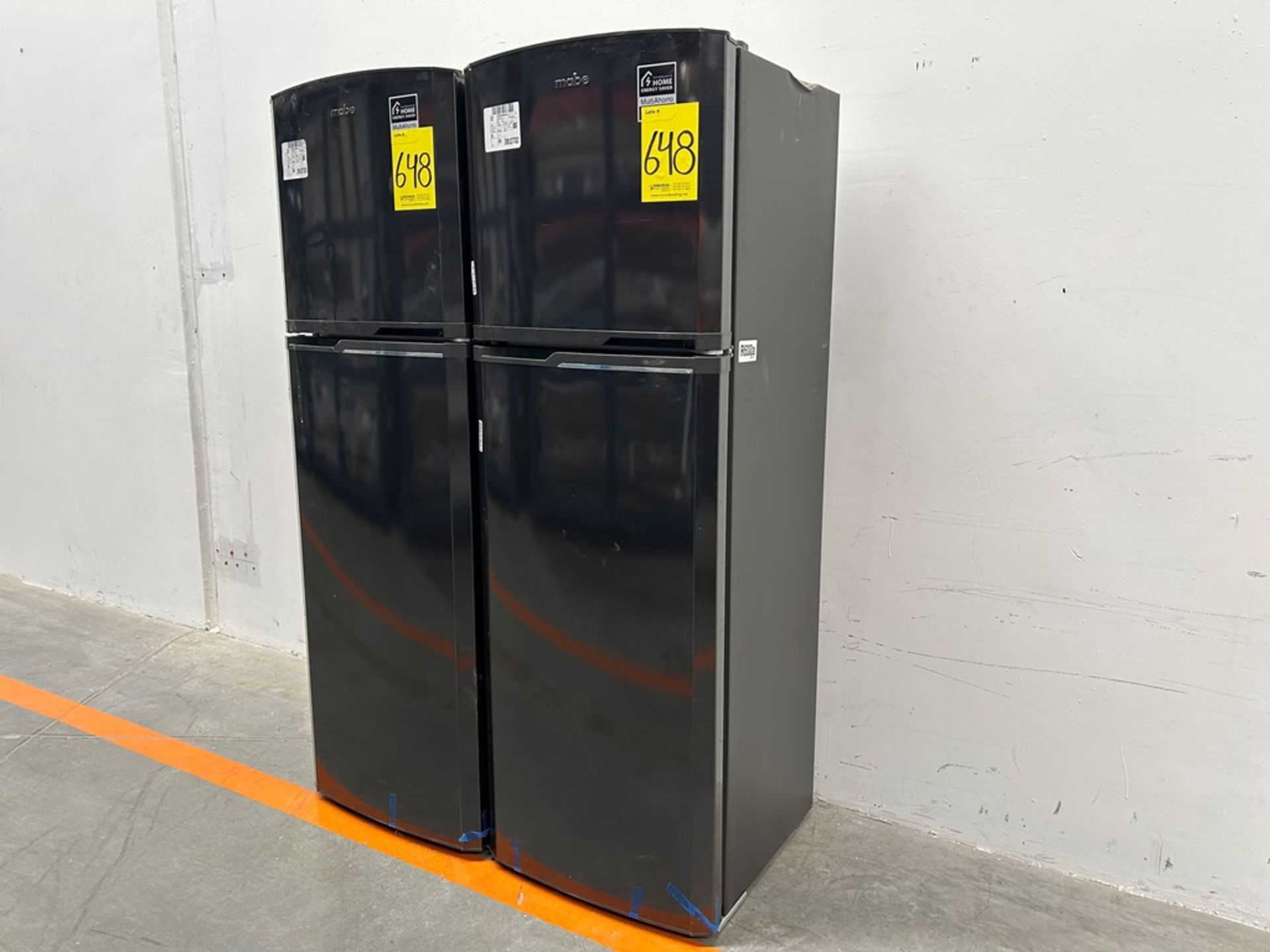 Lote de 2 refrigeradores contiene: 1 refrigerador Marca MABE, Modelo RMA250PVMRP0, Serie 13859, Col - Image 2 of 18