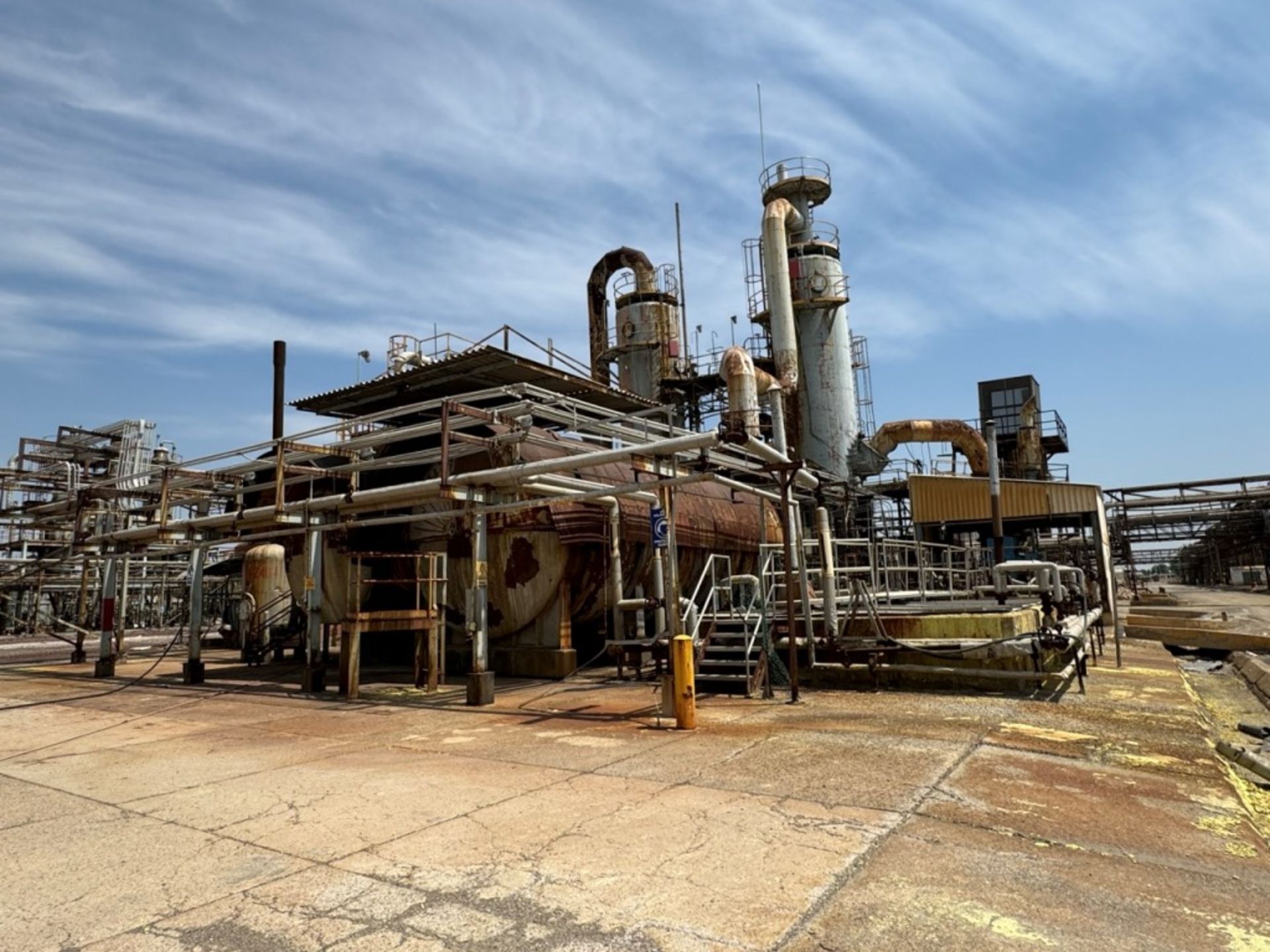 Complete industrial plant for chemical process of obtaining BISULPHITE The equipment included in t