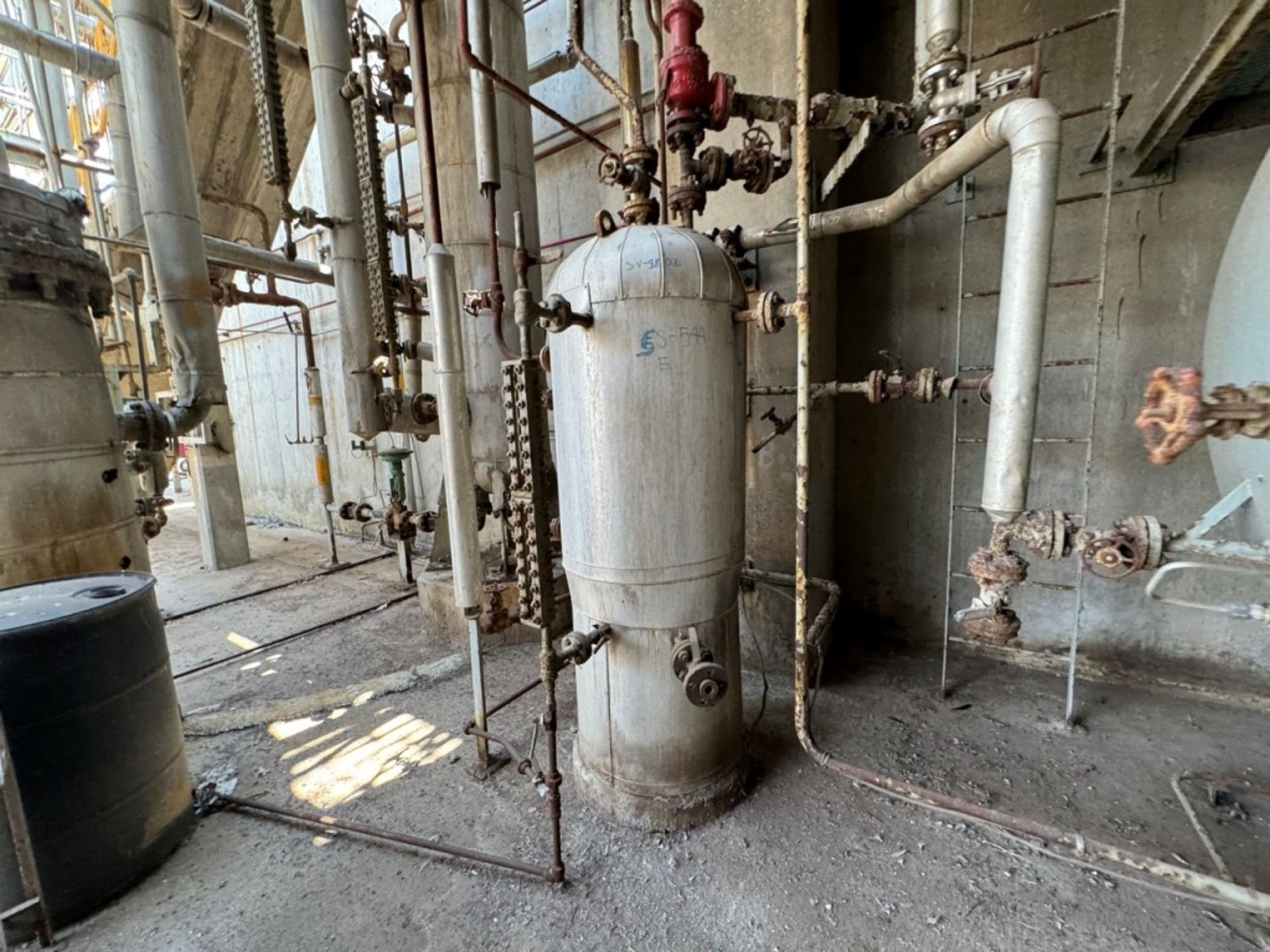 Complete industrial plant for chemical process with capacity to produce 76,200 Ton/Year of CICLOHEX - Image 61 of 90