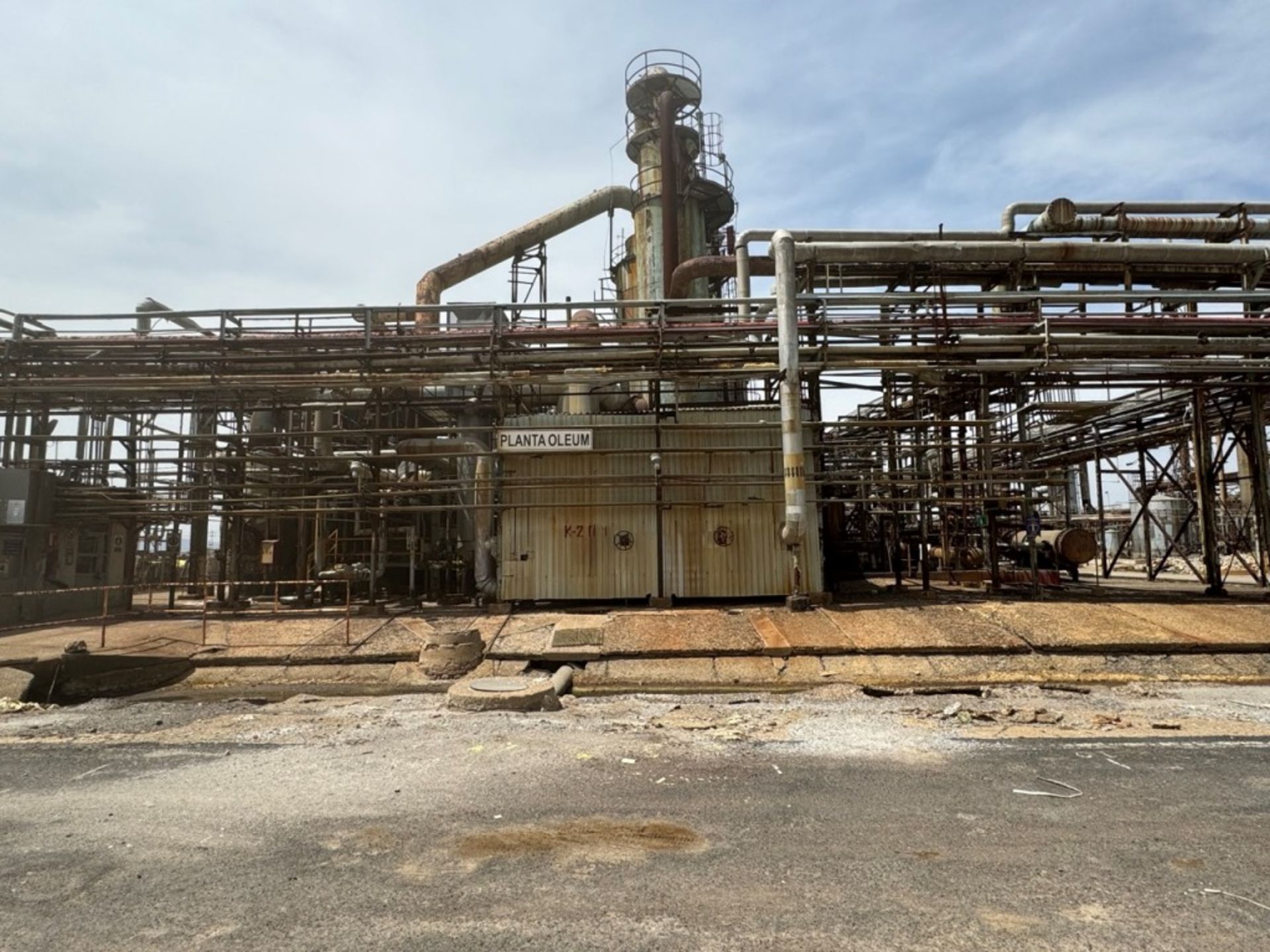 Complete industrial plant for chemical process of obtaining OLEUM, with a capacity to produce 117,2 - Image 95 of 104