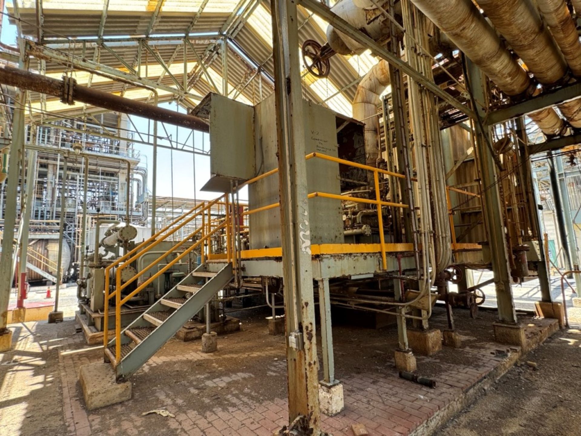 Complete industrial plant for 2 different chemical processes, one with a capacity to produce 64,600 - Image 83 of 90