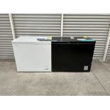 Lote de 2 congeladores contiene: 1 congelador Marca HISENSE, Modelo FC70D6WX, Serie L018901, Color