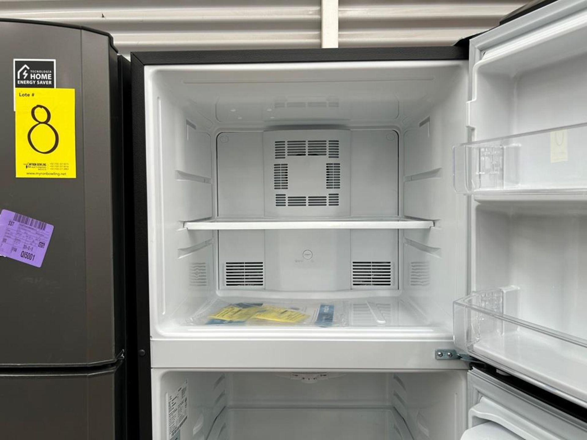 Lote de 2 refrigeradores contiene: 1 Refrigerador con dispensador de agua Marca MABE, Modelo RME360 - Image 6 of 18