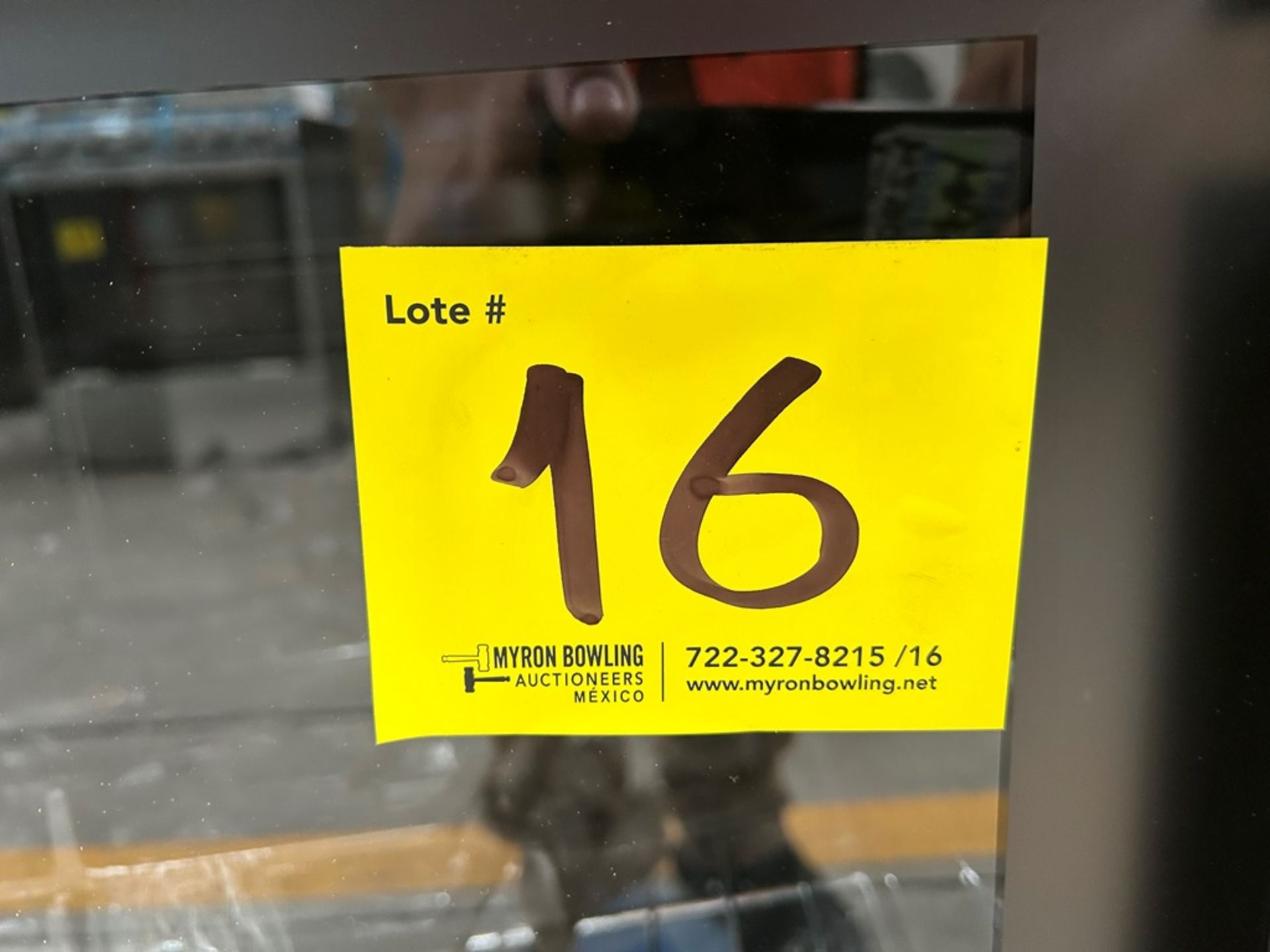 Lote de 2 estufas contiene: 1 Estufa Marca ACROS, Modelo AF6423D00, Serie 79237, Color GRIS; 1 Estu - Image 9 of 9