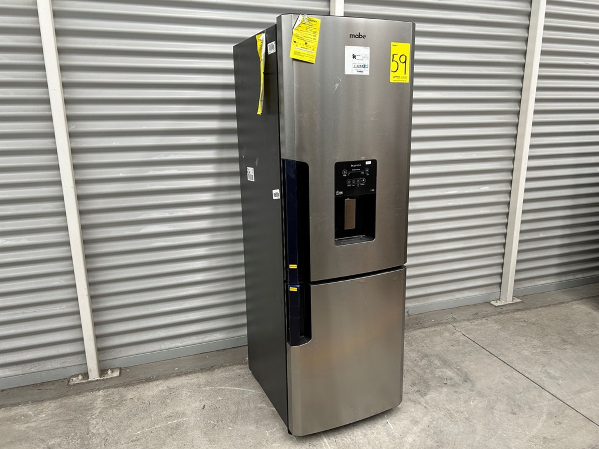 Refrigerador con dispensador de agua Marca MABE, Modelo RMB300IZMRP0, Serie 09334, Color GRIS (Equi - Image 3 of 9