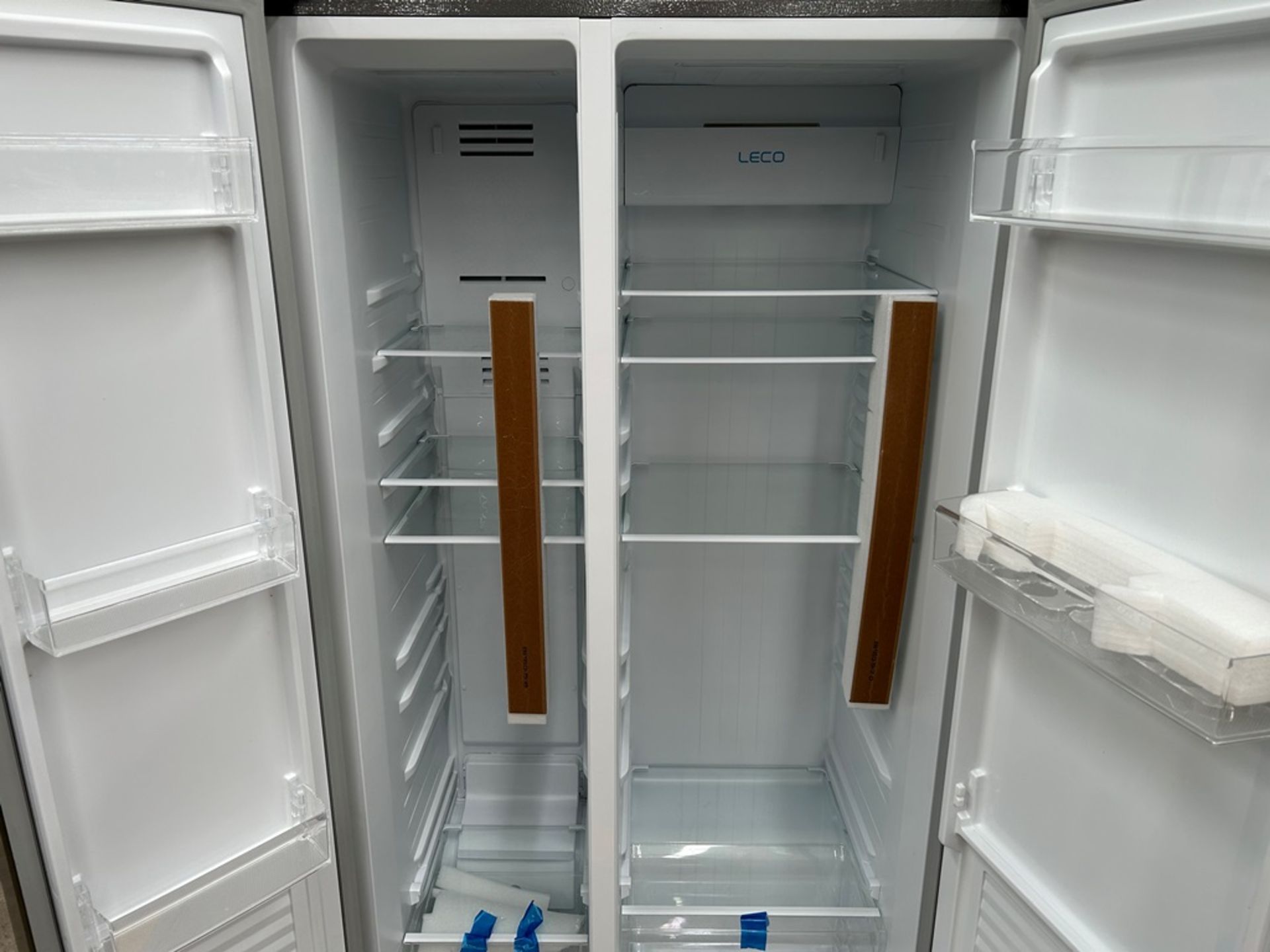 Refrigerador Marca OSTER, Modelo OSSBSME20SSEVI, Serie 80016, Color GRIS (Equipo de devolución) - Image 5 of 10
