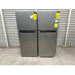 Lote de 2 refrigeradores contiene: 1 Refrigerador Marca WHIRPOOL, Modelo WT1230K, Serie 91306, Colo