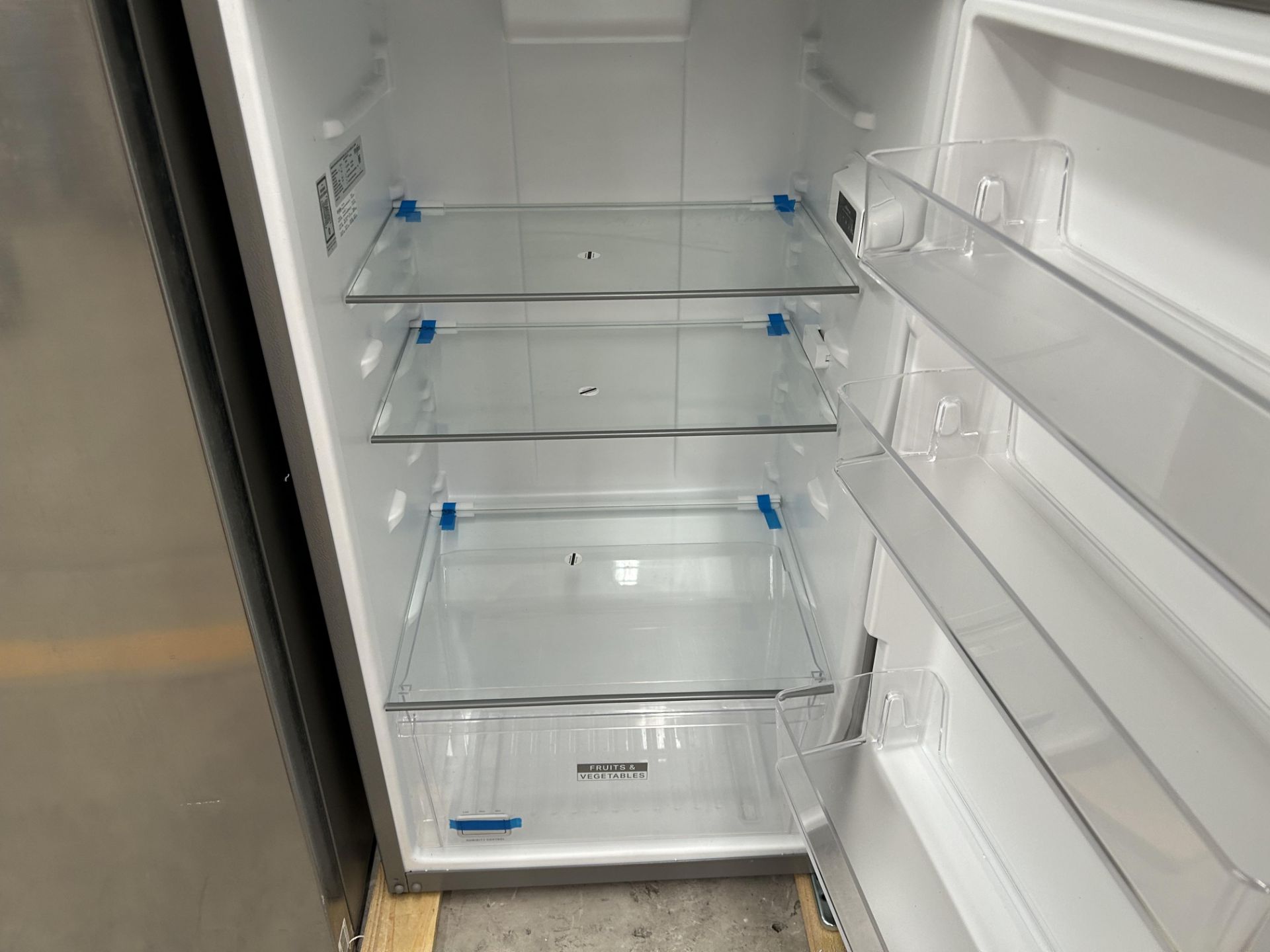 Lote de 2 refrigeradores contiene: 1 Refrigerador Marca LG, Modelo GT29BPPK, Serie 41191, Color GRI - Image 7 of 10