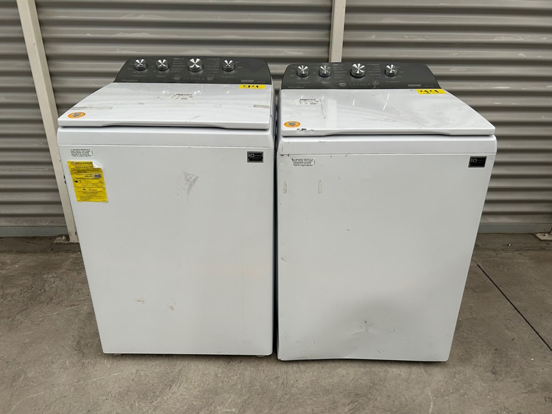 Lote de 2 Lavadoras contiene: 1 Lavadora de 22 KG, Marca WHIRPOOL, Modelo 8MWT2224MPM0, Serie 96106