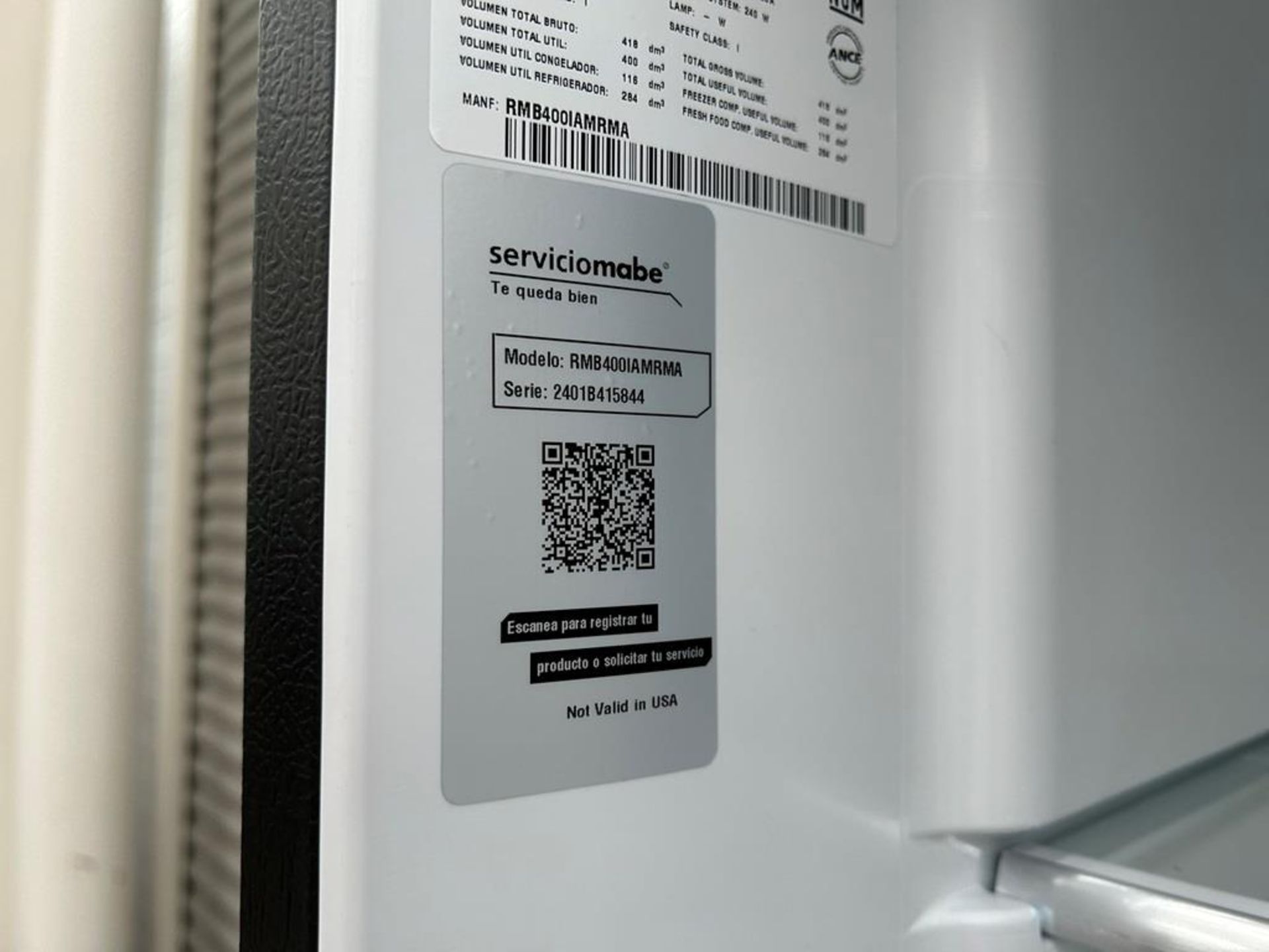 Refrigerador con dispensador de agua Marca MABE, Modelo RMB400IAMRM, Serie 15844, Color GRIS (Equip - Image 7 of 9