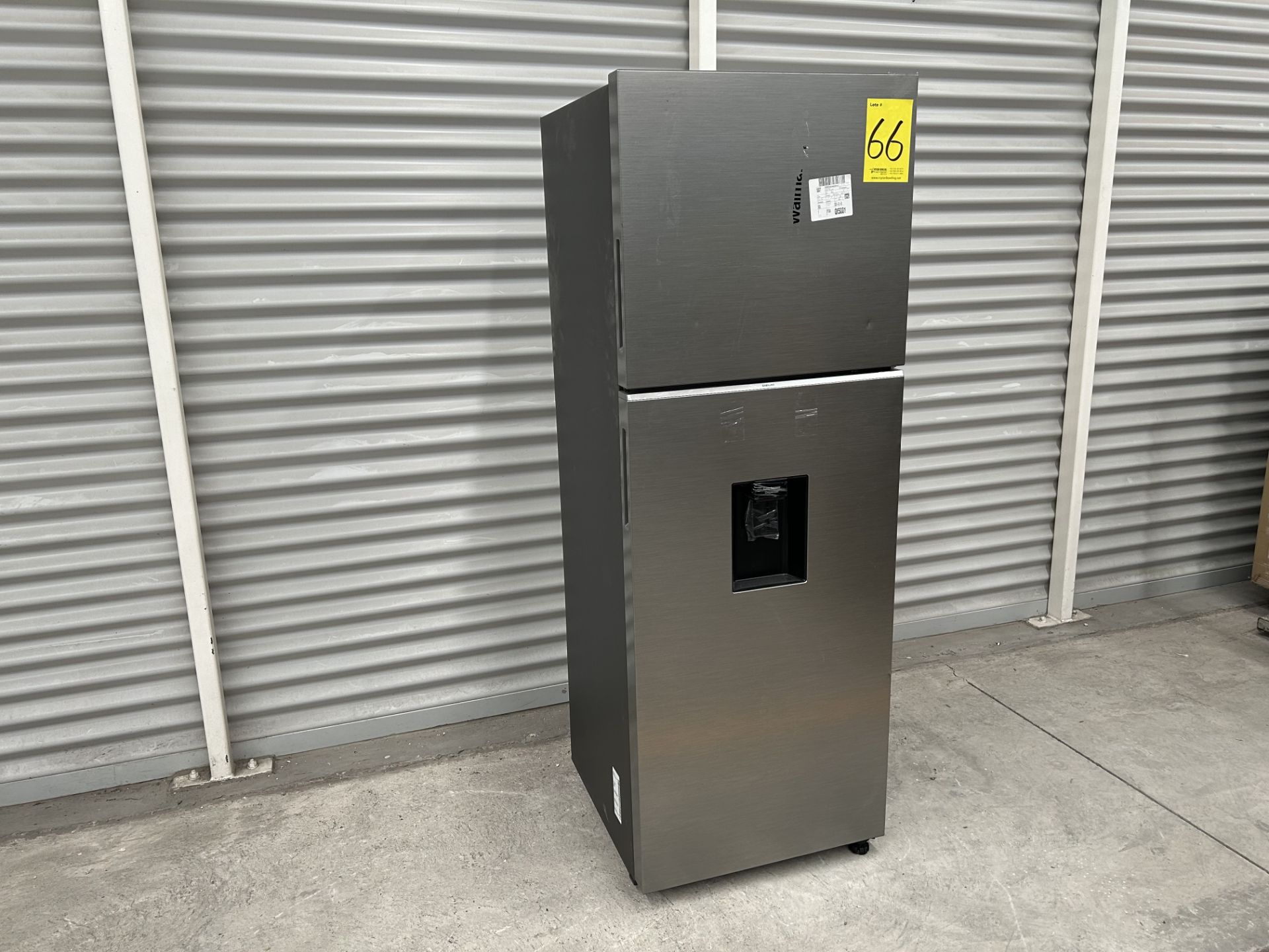 Refrigerador con dispensador de agua Marca SAMSUNG, Modelo RT31DG5224S9, Serie 00320K, Color GRIS ( - Image 3 of 9