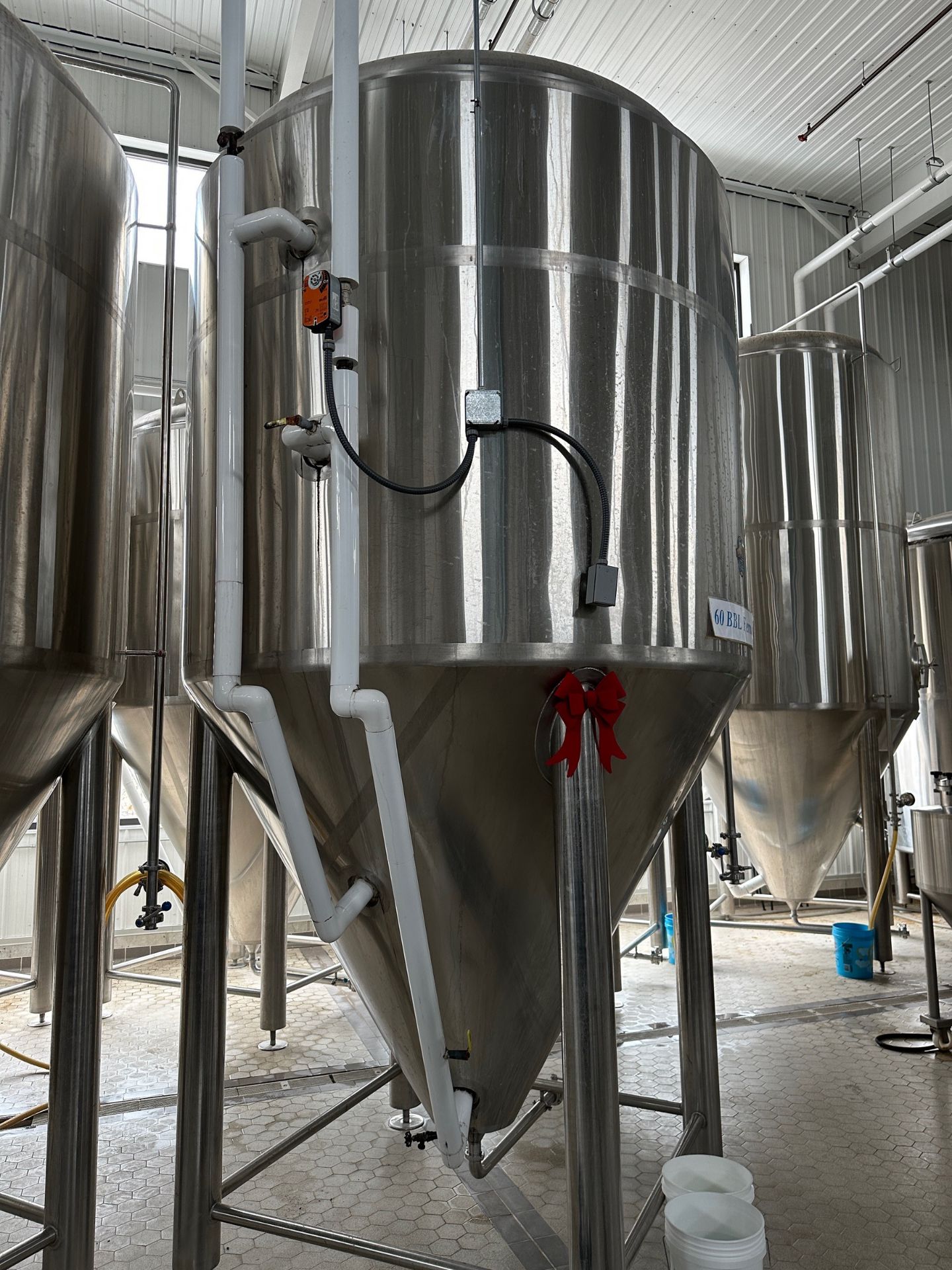 DME 60 BBL Stainless Steel Fermentation Tank - Cone Bottom, Glycol Jacketed, Mandoor, Zwickel Valve, - Image 2 of 3
