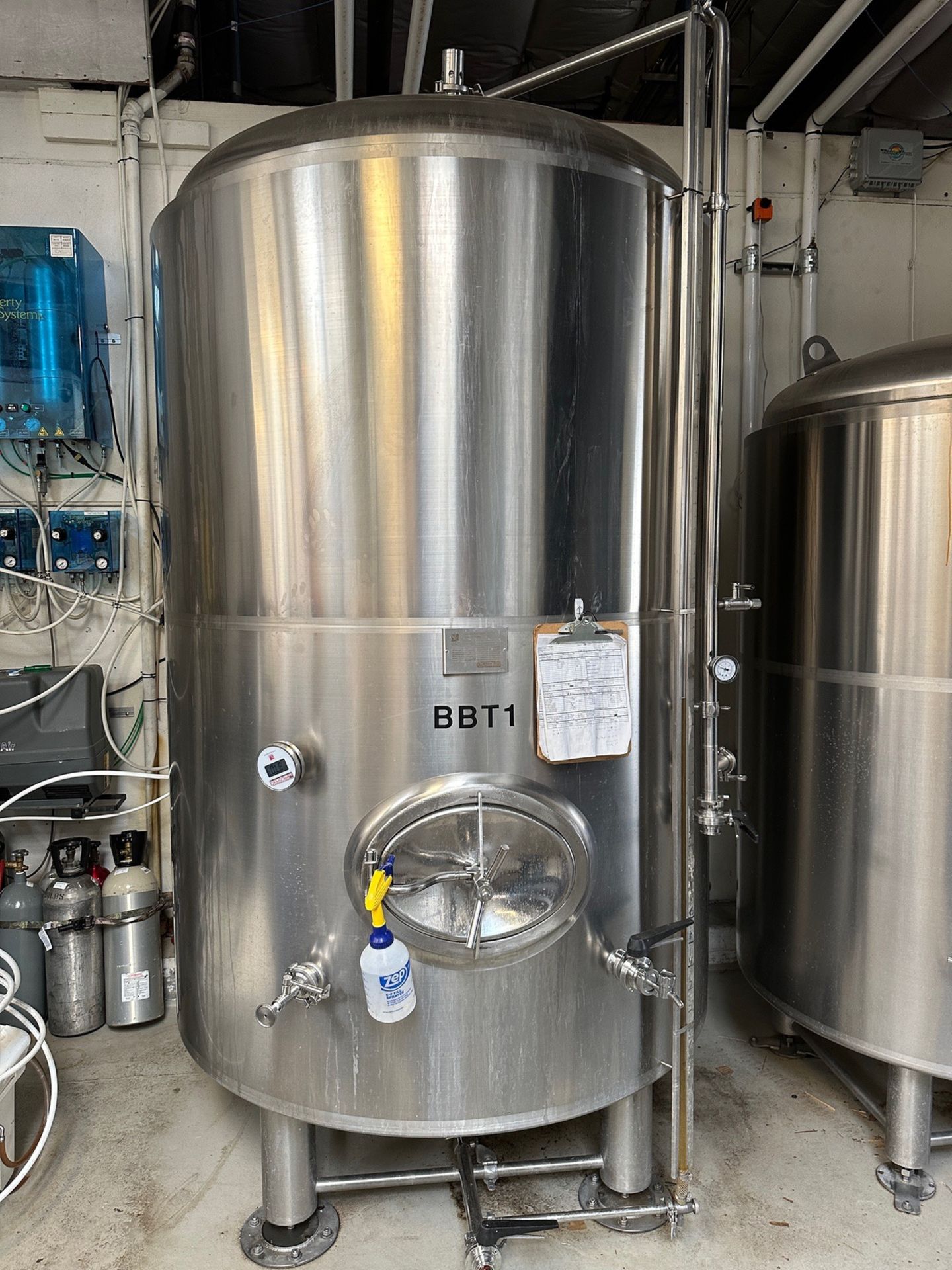 Prospero Brew Pro 30 BBL Stainless Steel Brite Tank - Dish Bottom, Glycol Jacketed, | Rig Fee $1250