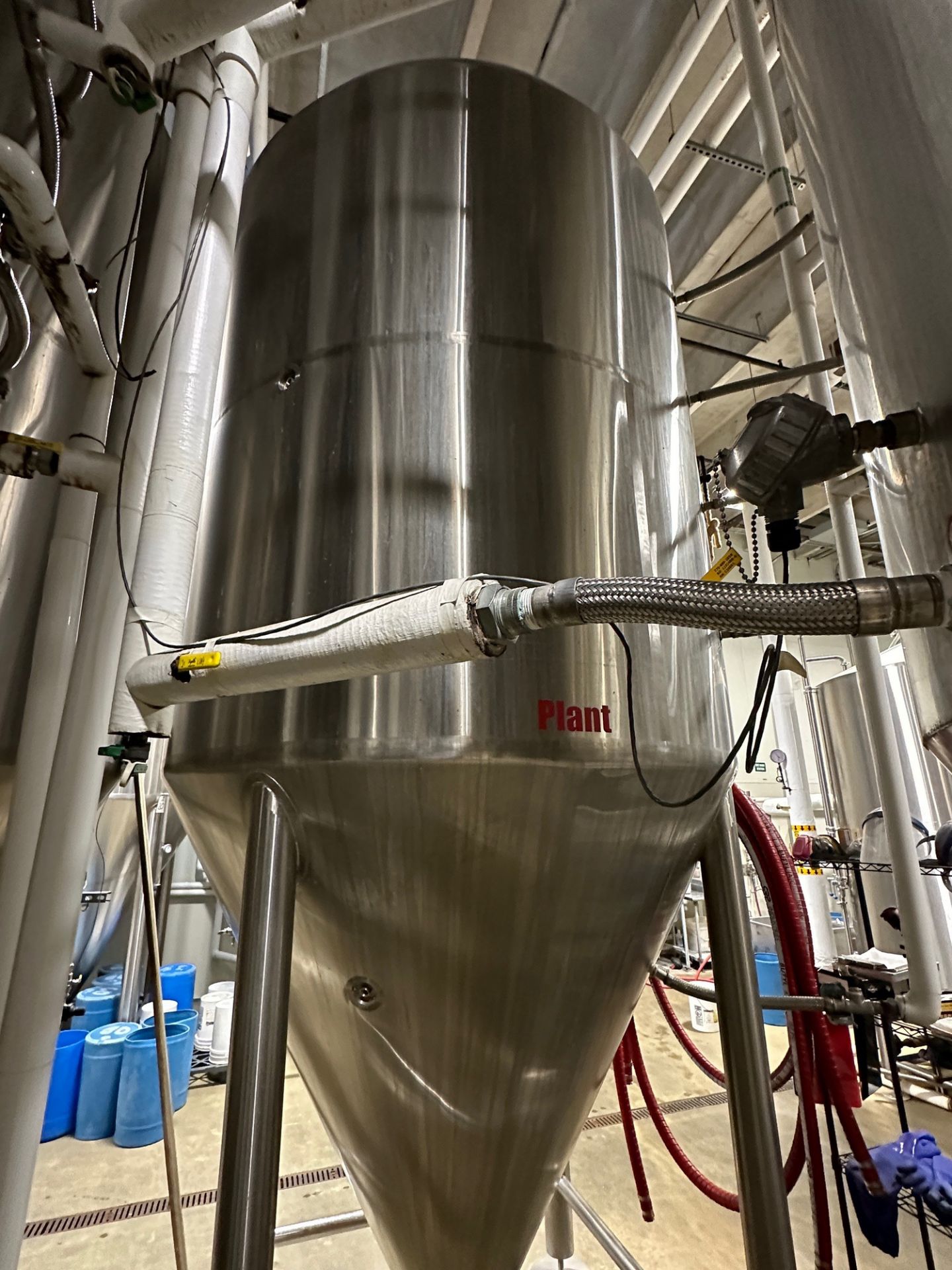 Premier Stainless 80 BBL Stainless Steel Fermentation Tank - Cone Bottom, Glycol Ja | Rig Fee $1850 - Image 3 of 3